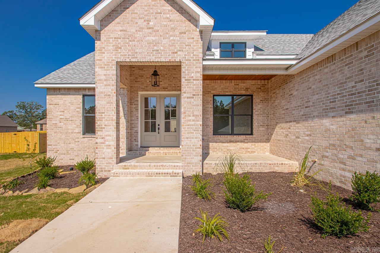 JACOB CREEK - Residential