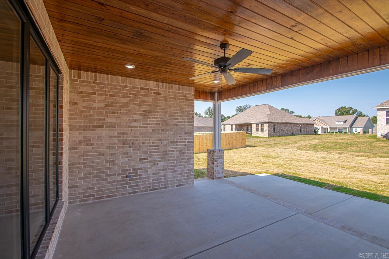 JACOB CREEK - Residential