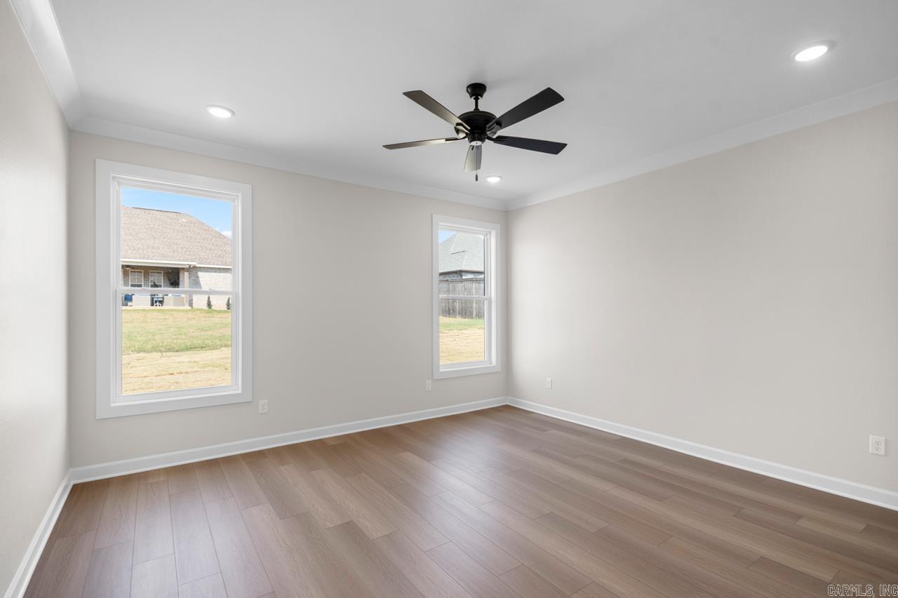 JACOB CREEK - Residential