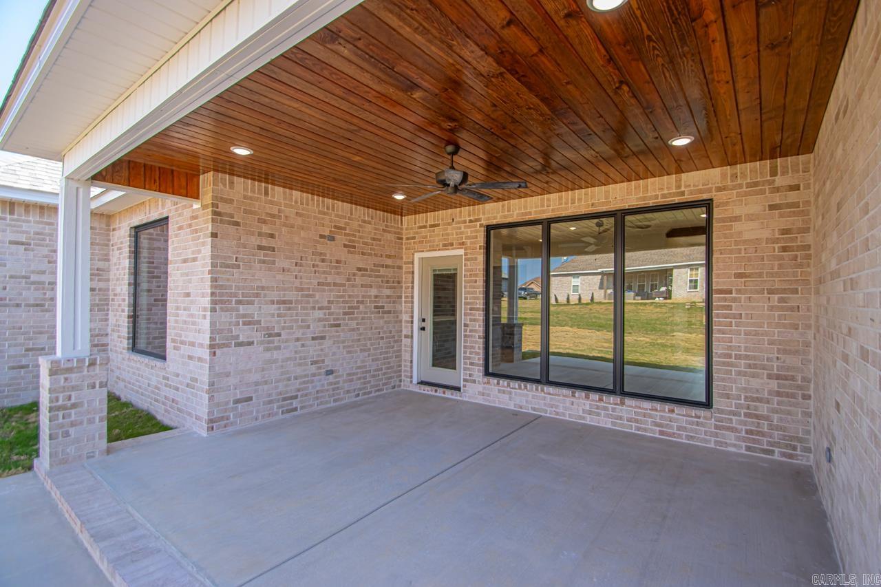 JACOB CREEK - Residential