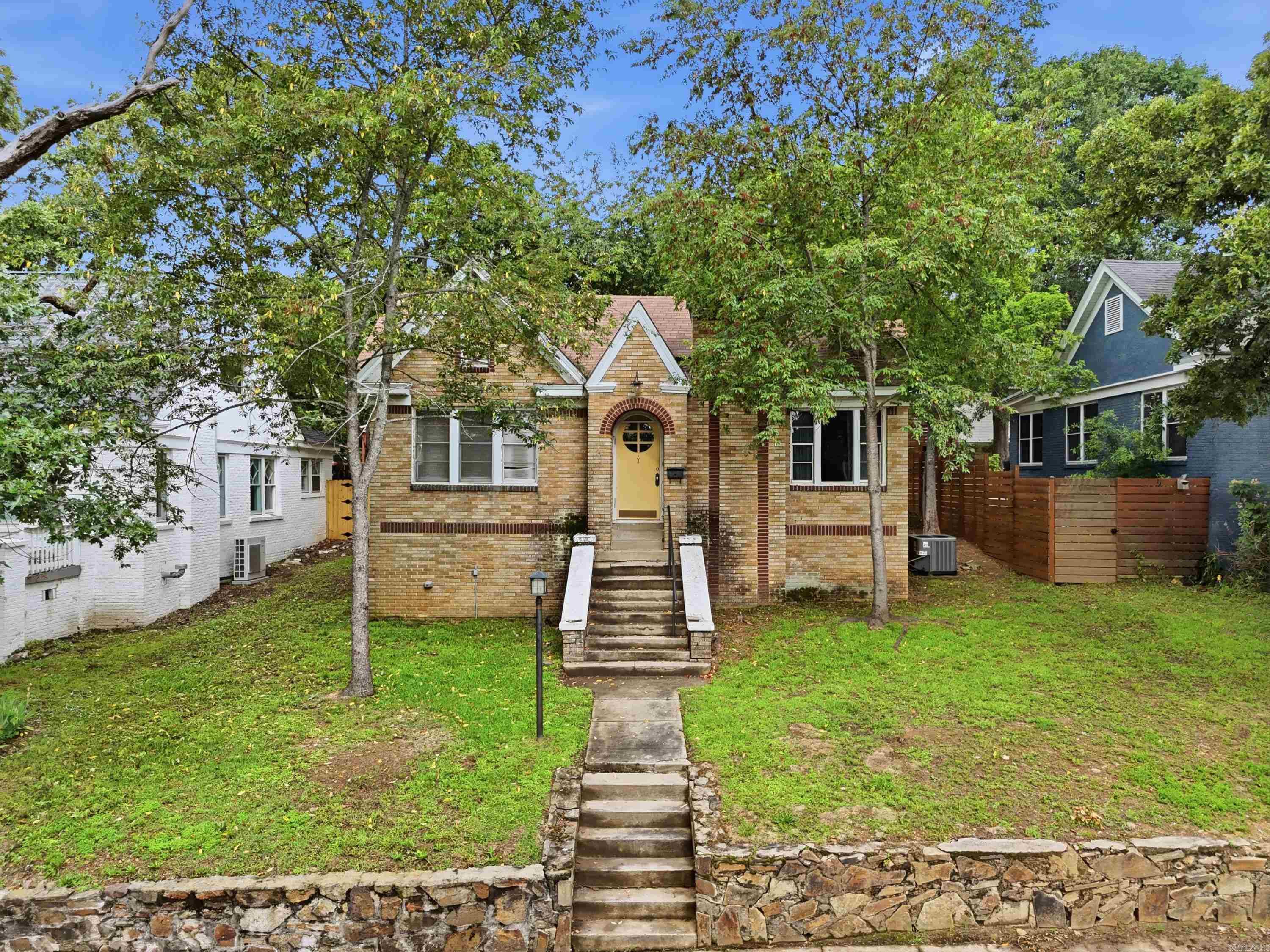 VIRGINIA HGTS - Residential