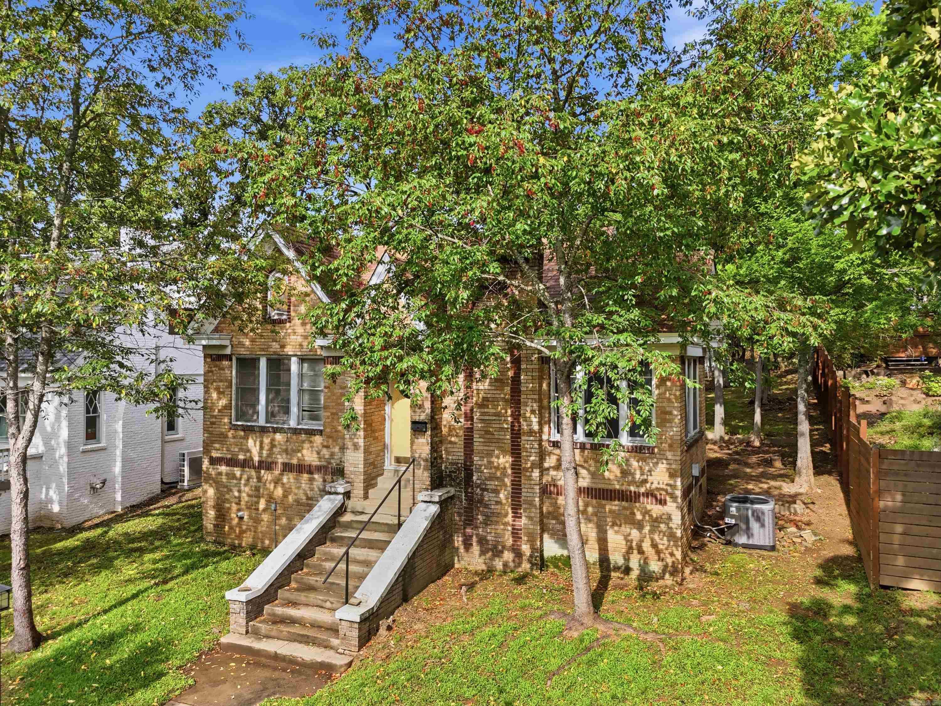 VIRGINIA HGTS - Residential