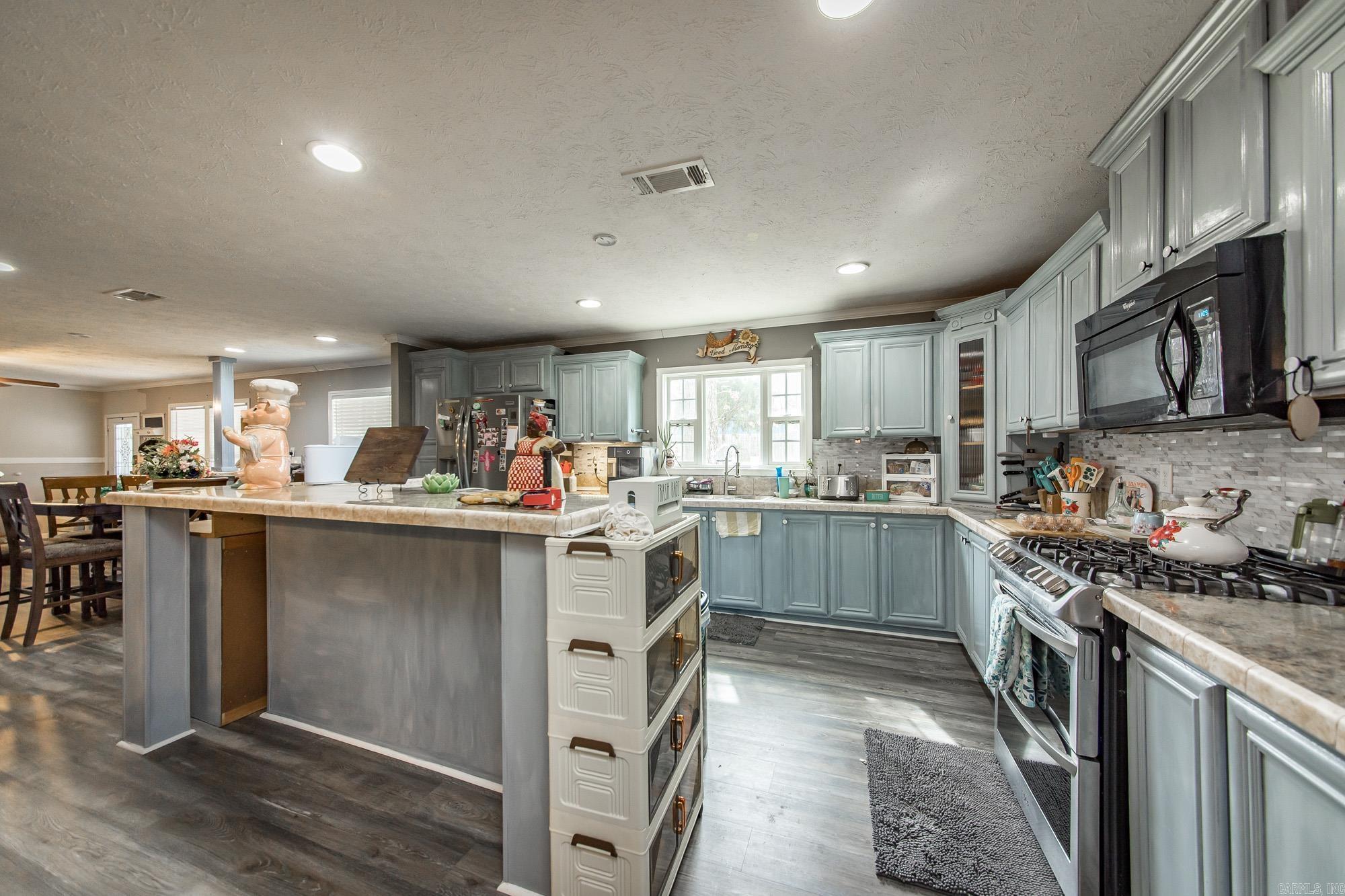 Lake Farm Annex - Residential