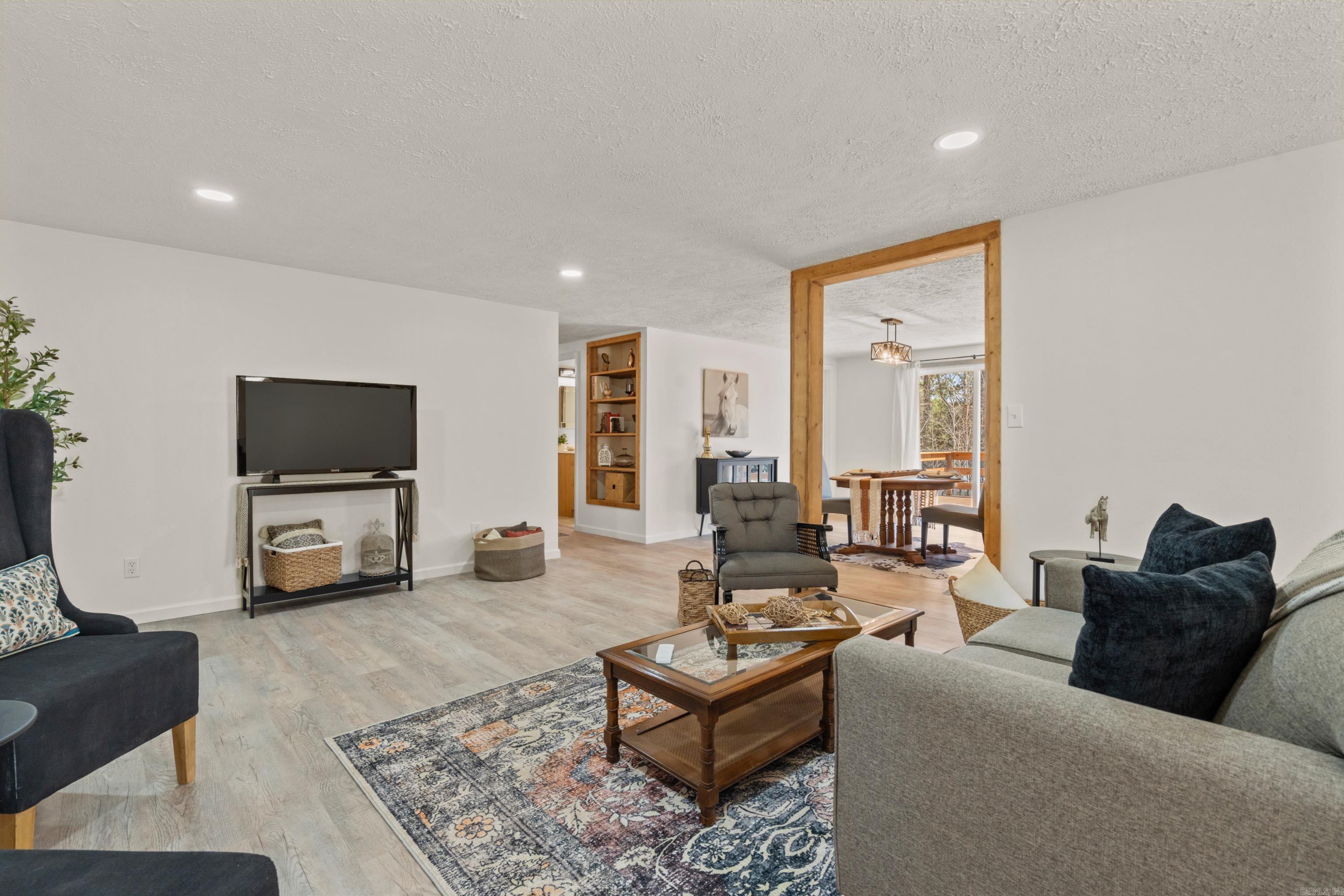 FORREST HILL - Residential