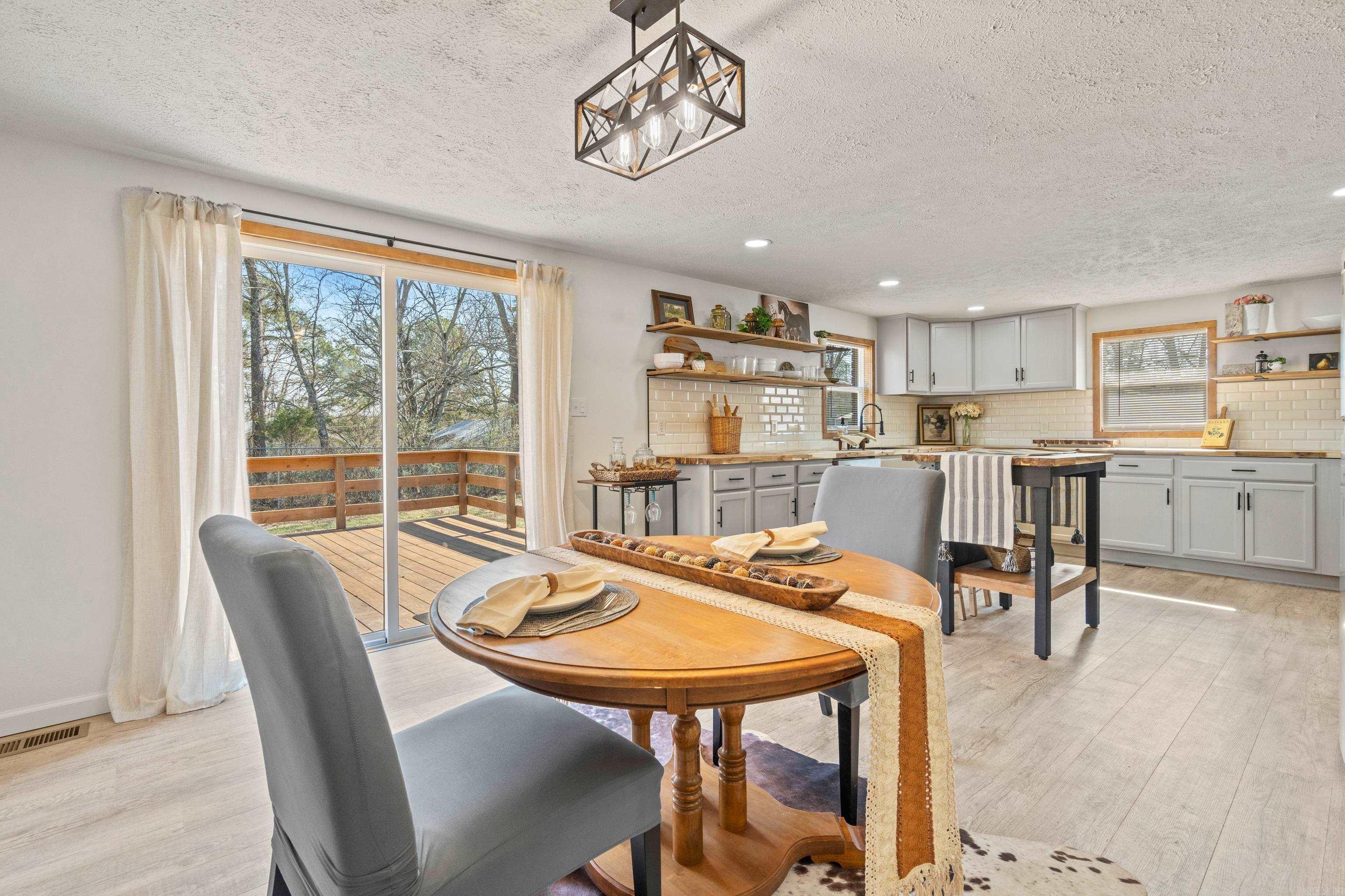FORREST HILL - Residential