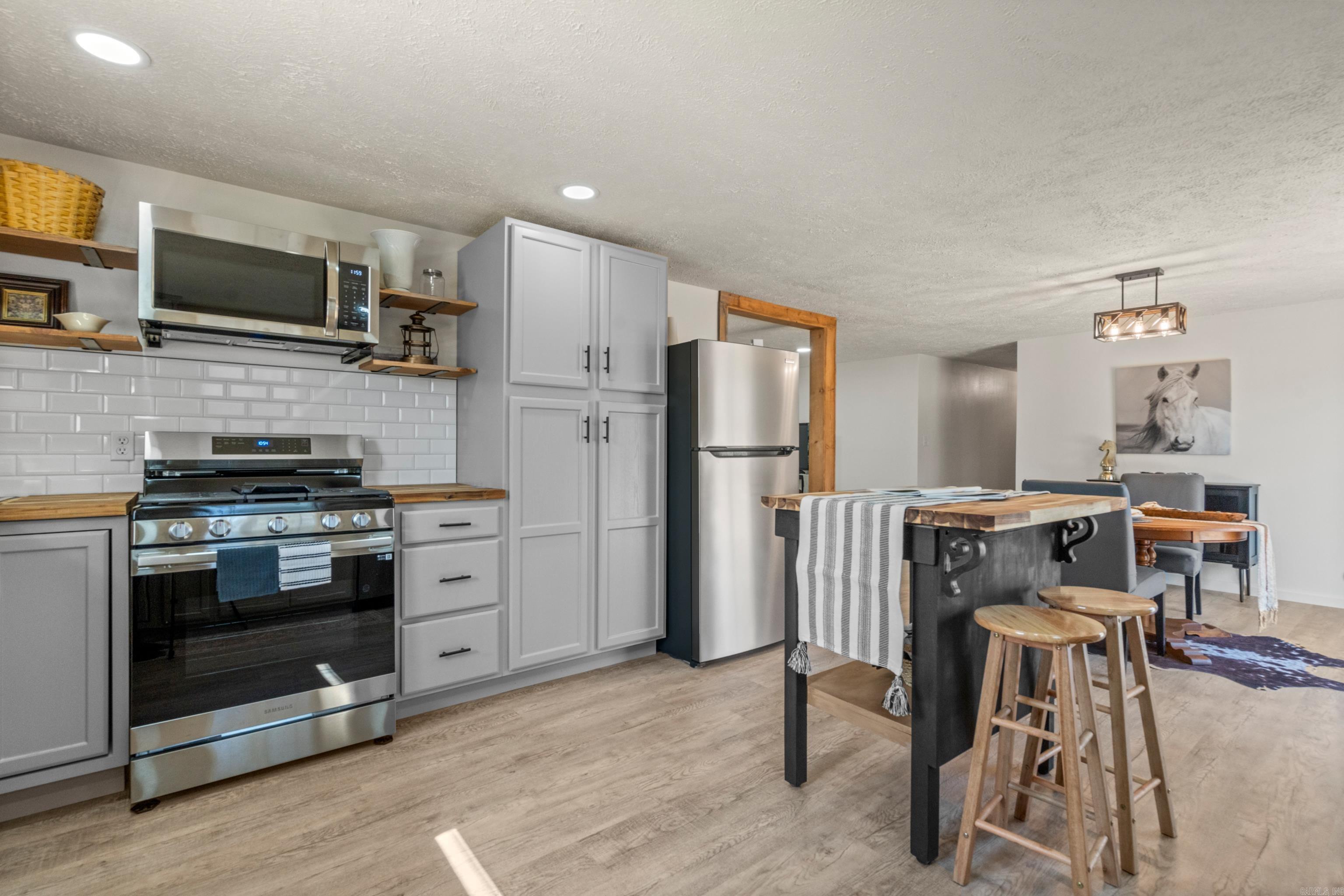 FORREST HILL - Residential