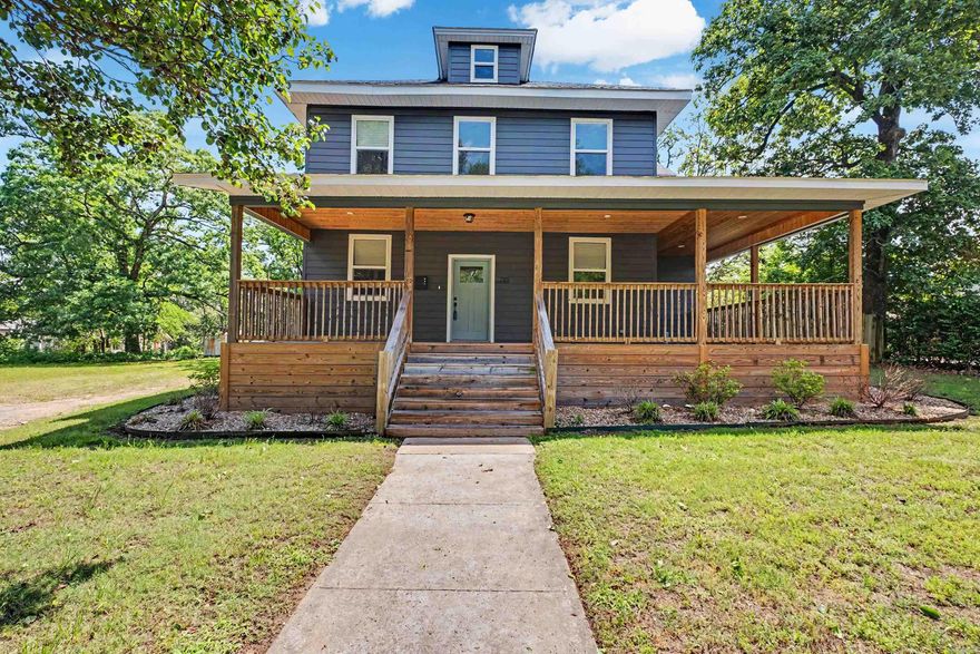 Must see this recently renovated home.  So much character and personality. Great blend of modern and classic charm.  Spacious home with open floor plan.  Four bedrooms, 3.5 baths, gourmet kitchen with quartz counter tops and stainless appliances. Custom finishes throughout. Owner's suite is lovely and includes a spa like bath. Lots of closet and storage space. Full of natural light. Wrap around porch and big yard.     Located minutes from downtown, Quapaw, SOMA.  All the work is done for you! Hurry to see this property.