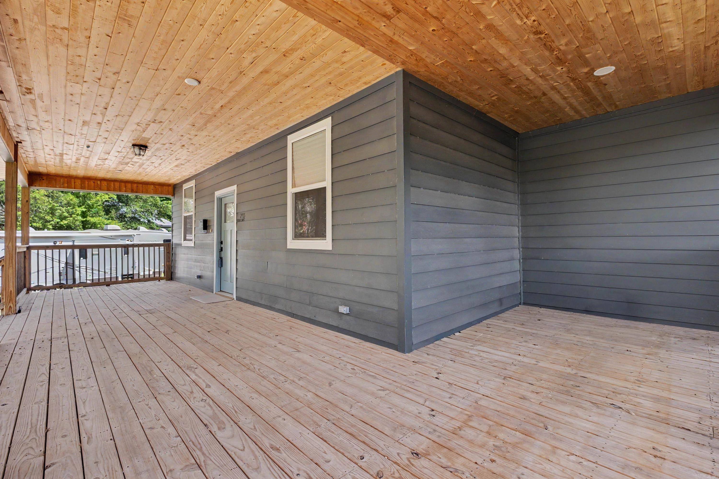 FLEMING & BRADFORD - Residential