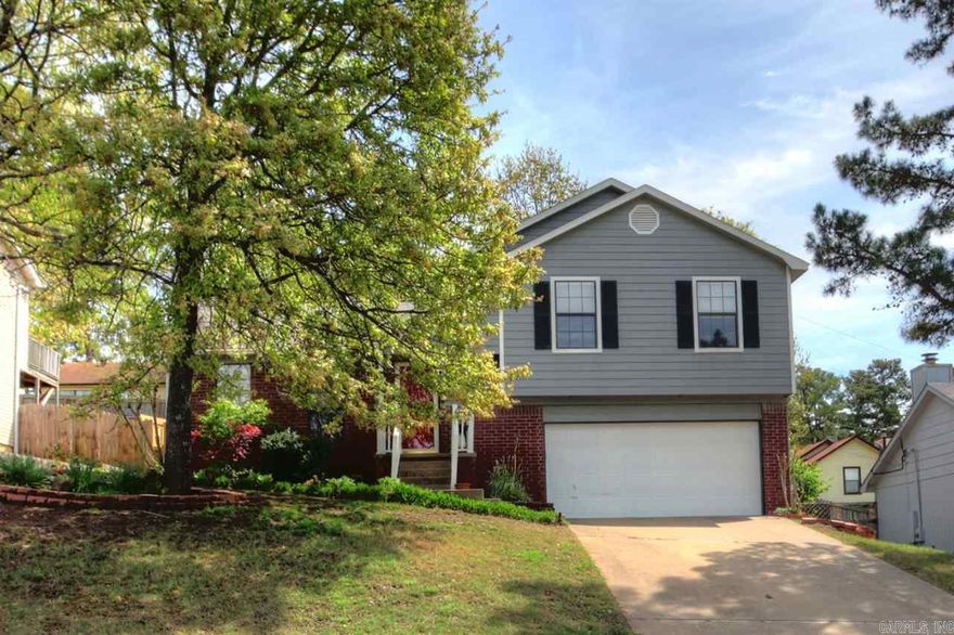 Wonderful home,waiting for you to make this your new home.All BR on same level, Generous great room with Vaulted ceiling,corner fireplace.Lots of updates include new hvac 2014,updated carpet,bamboo kitchen floor,finished attic(200 sq.ft not included in Sq. ft ),gas range 2006,microwave 2012,Stainless steel appliances,fresh paint,fully fenced backyard,above ground sprinkler system.Oversized Garage w/lots of storage room&workshop insulated with A/C. Attic finished out(carpet,AC,built in desk)  Great home!!!