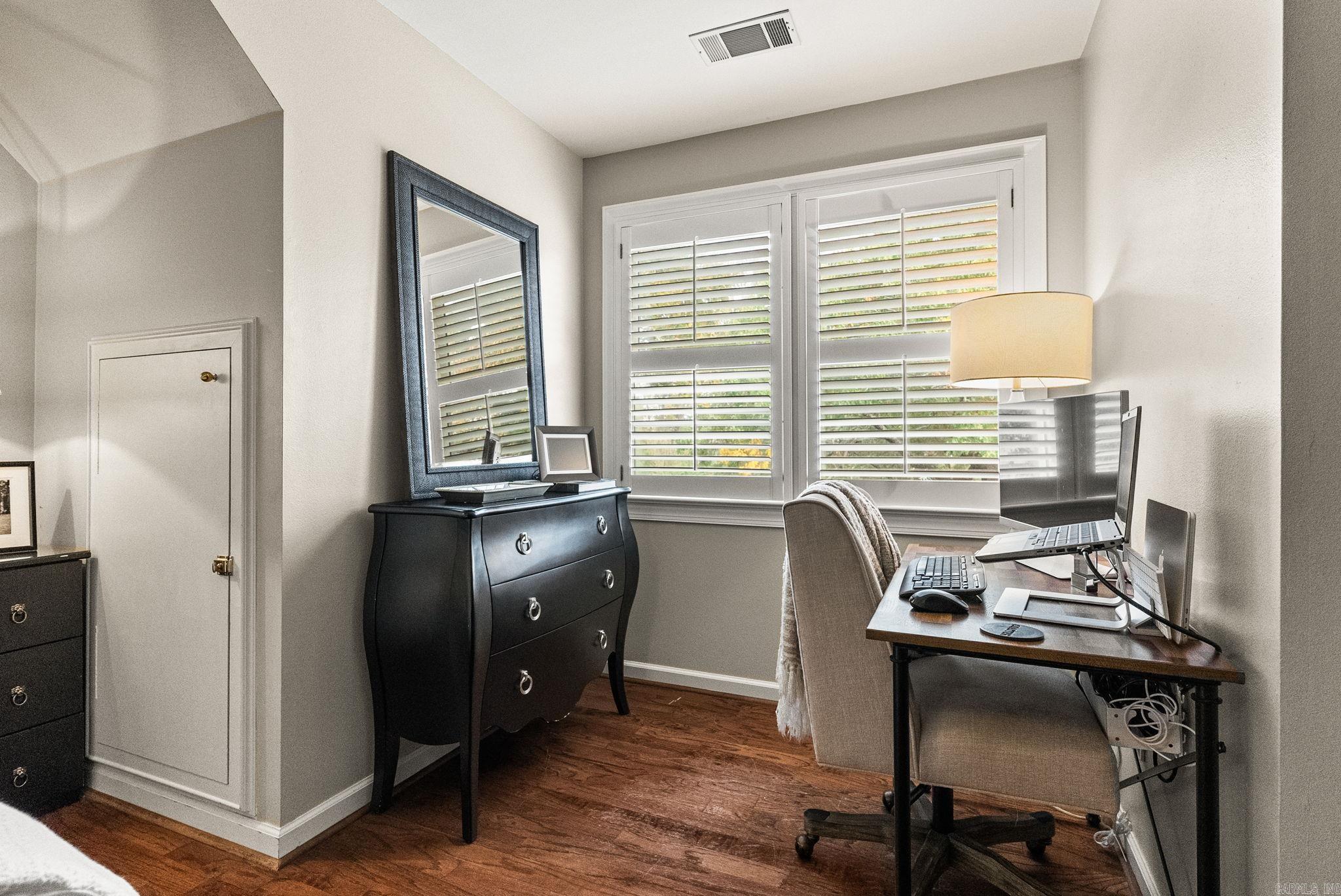 PARK VIEW - Residential