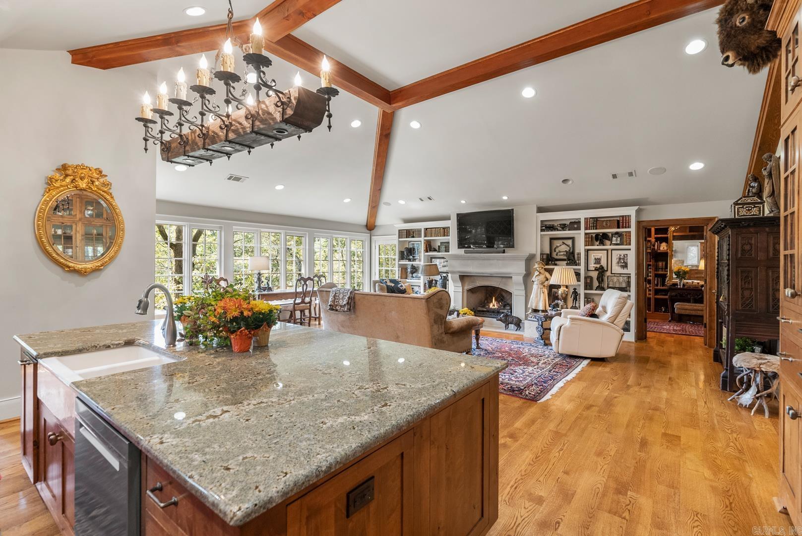 GRANDVIEW - Residential