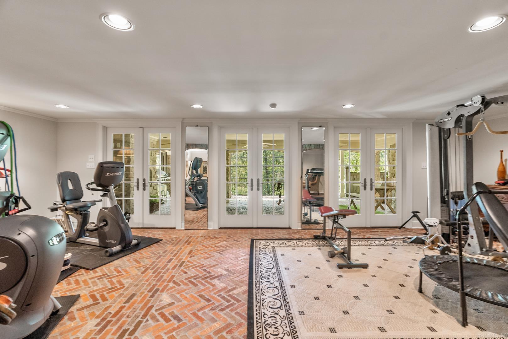 GRANDVIEW - Residential