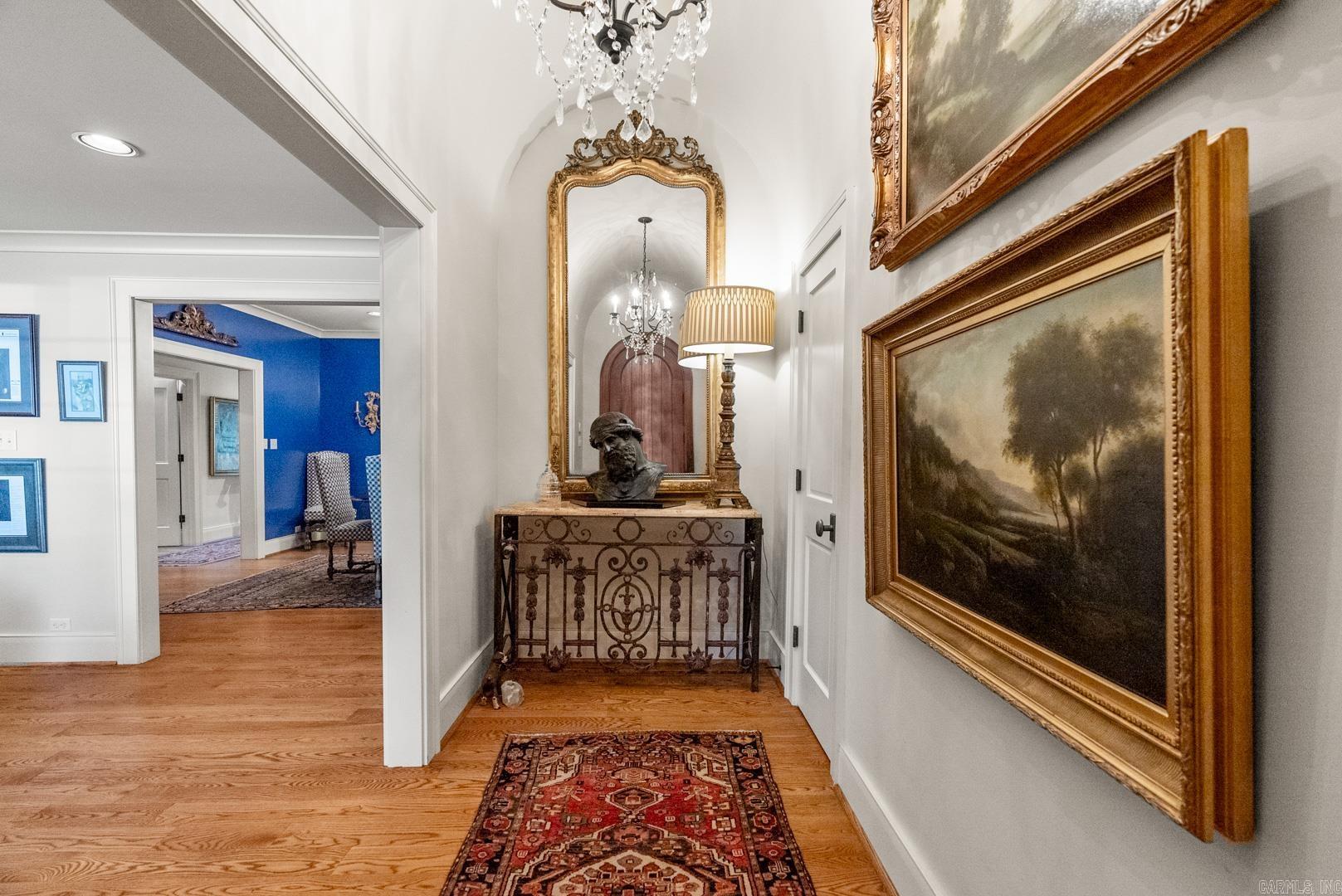 GRANDVIEW - Residential