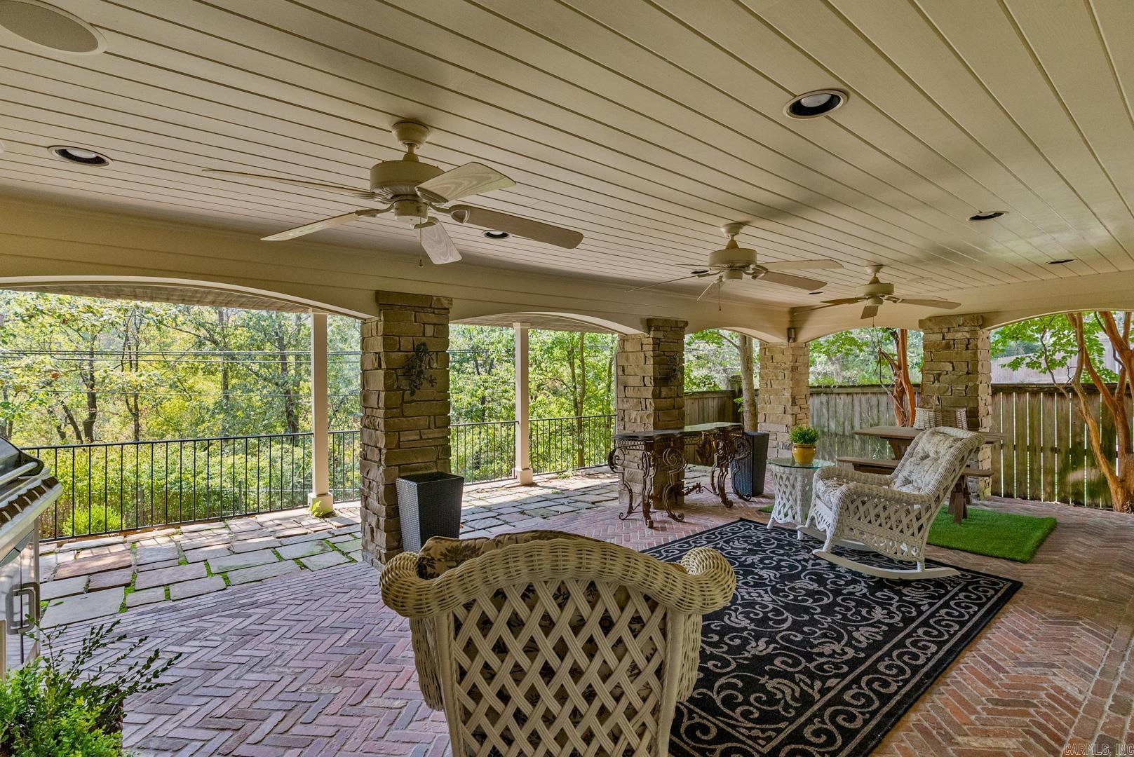 GRANDVIEW - Residential