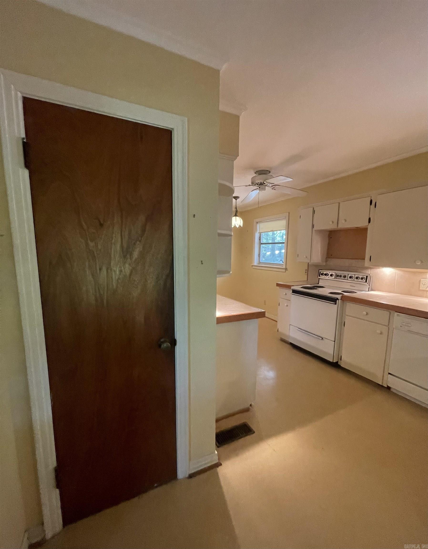 EAST PALISADES - Residential