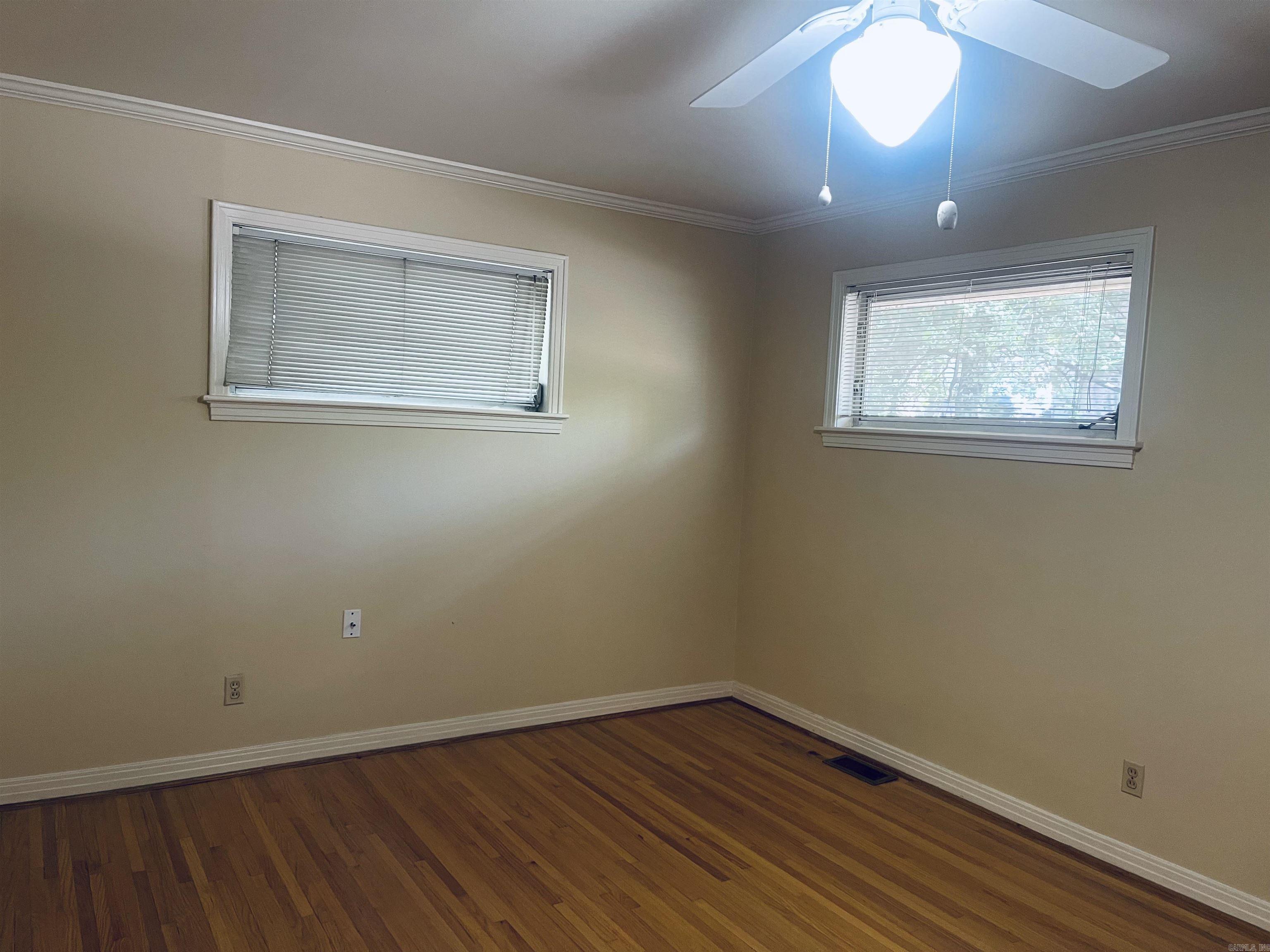 EAST PALISADES - Residential