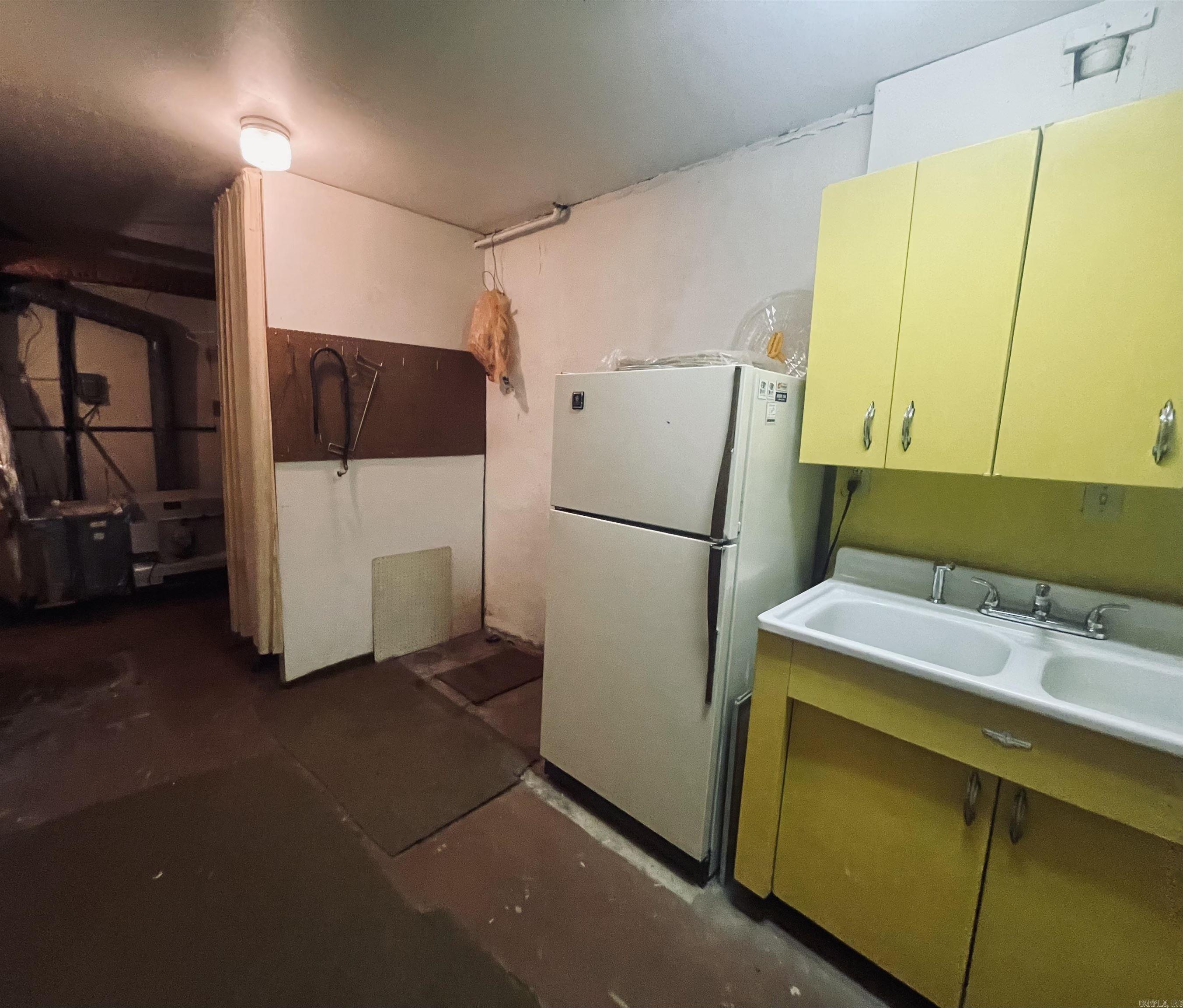 EAST PALISADES - Residential