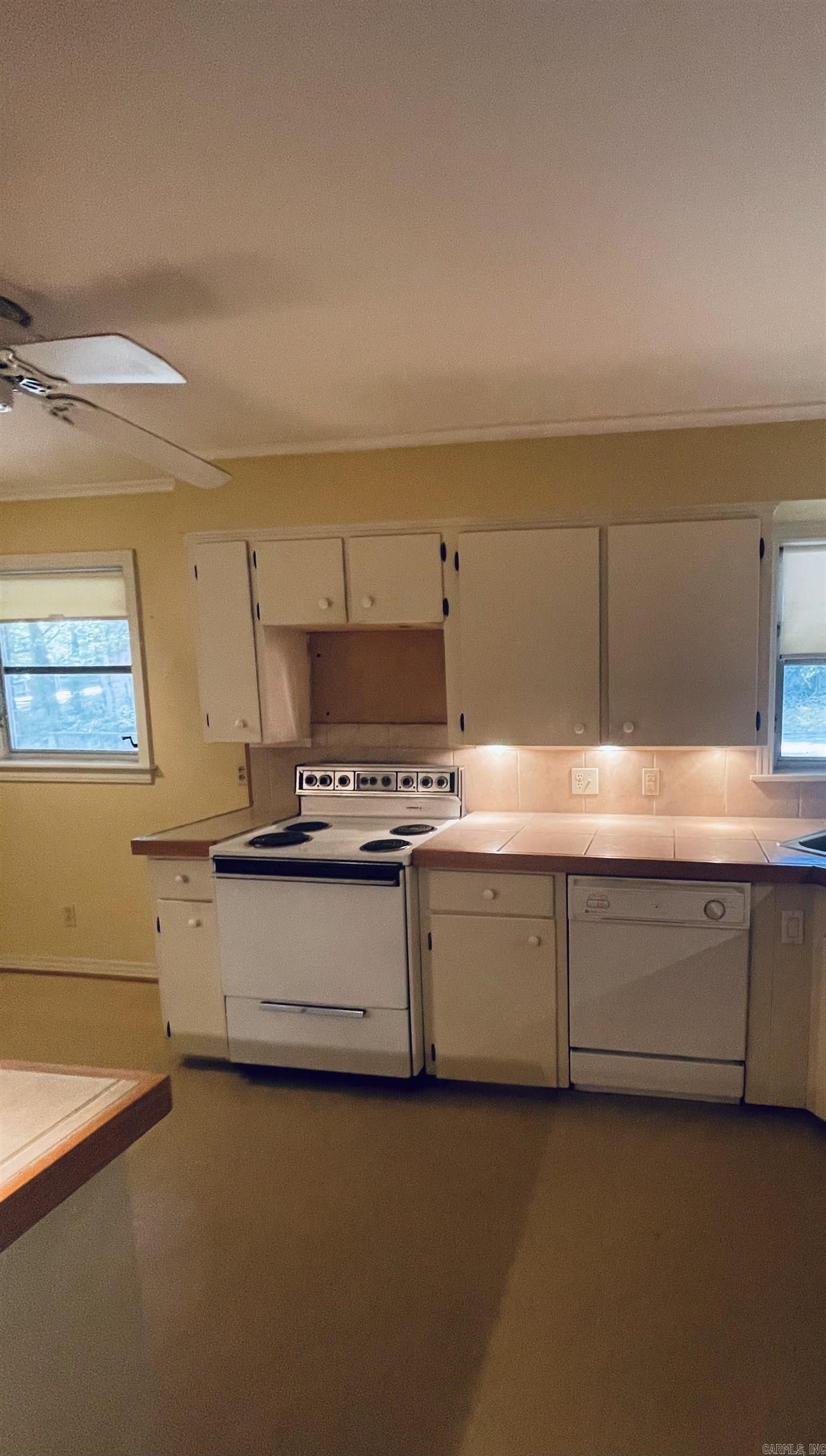 EAST PALISADES - Residential