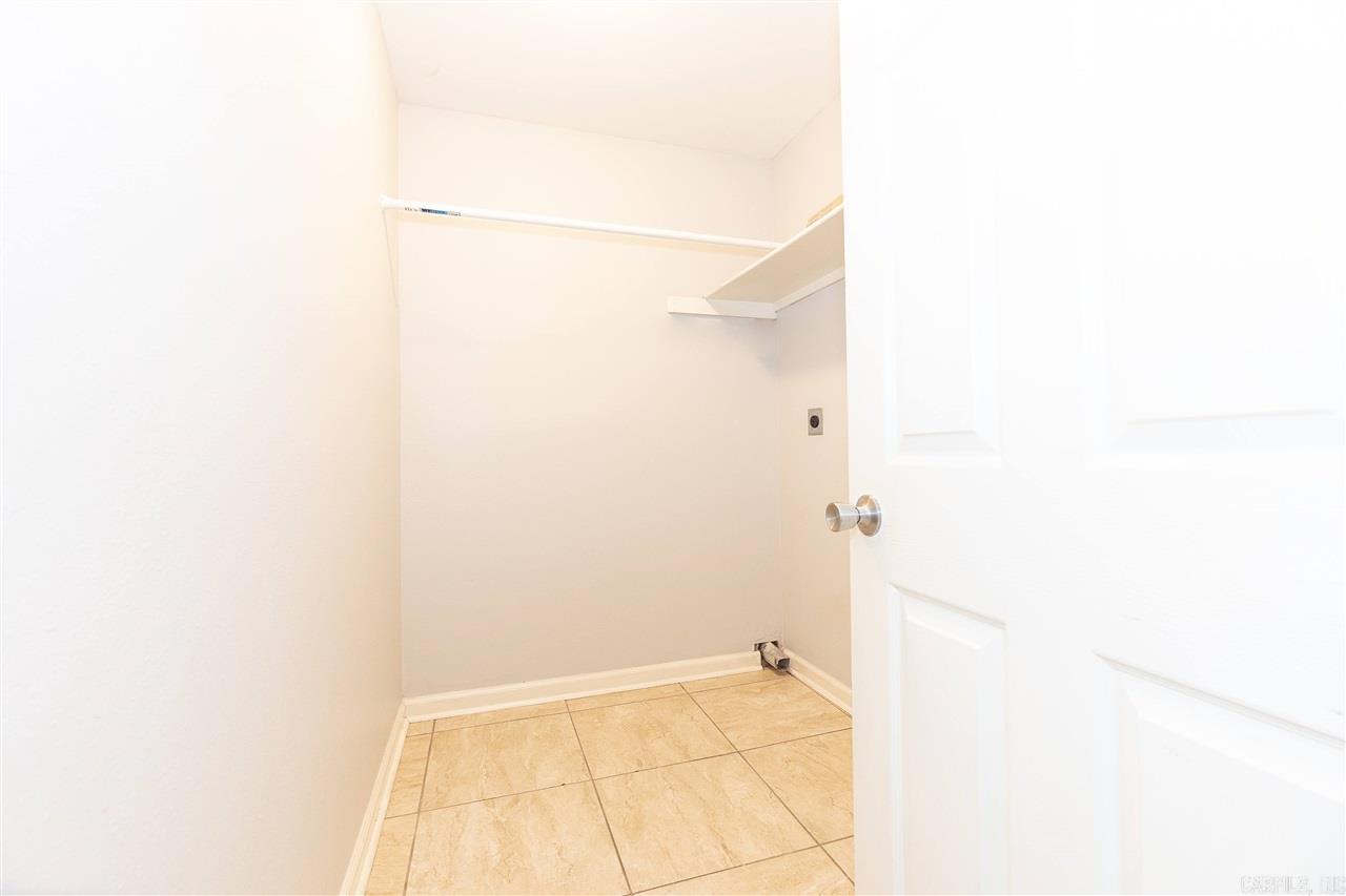 Morris Manor 2nd - Residential Lease