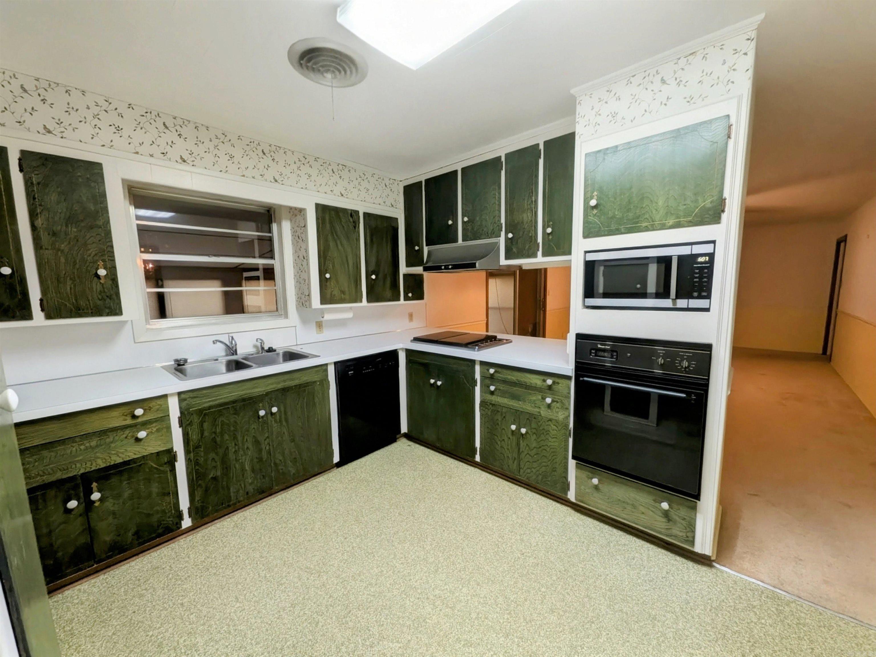 Mike Berg Lake - Residential