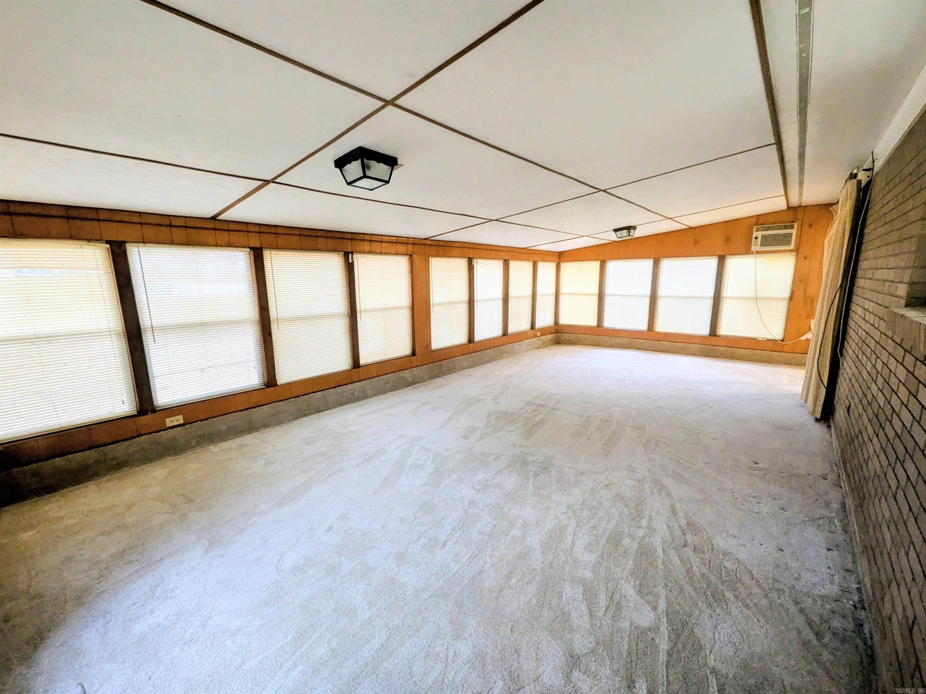 Mike Berg Lake - Residential