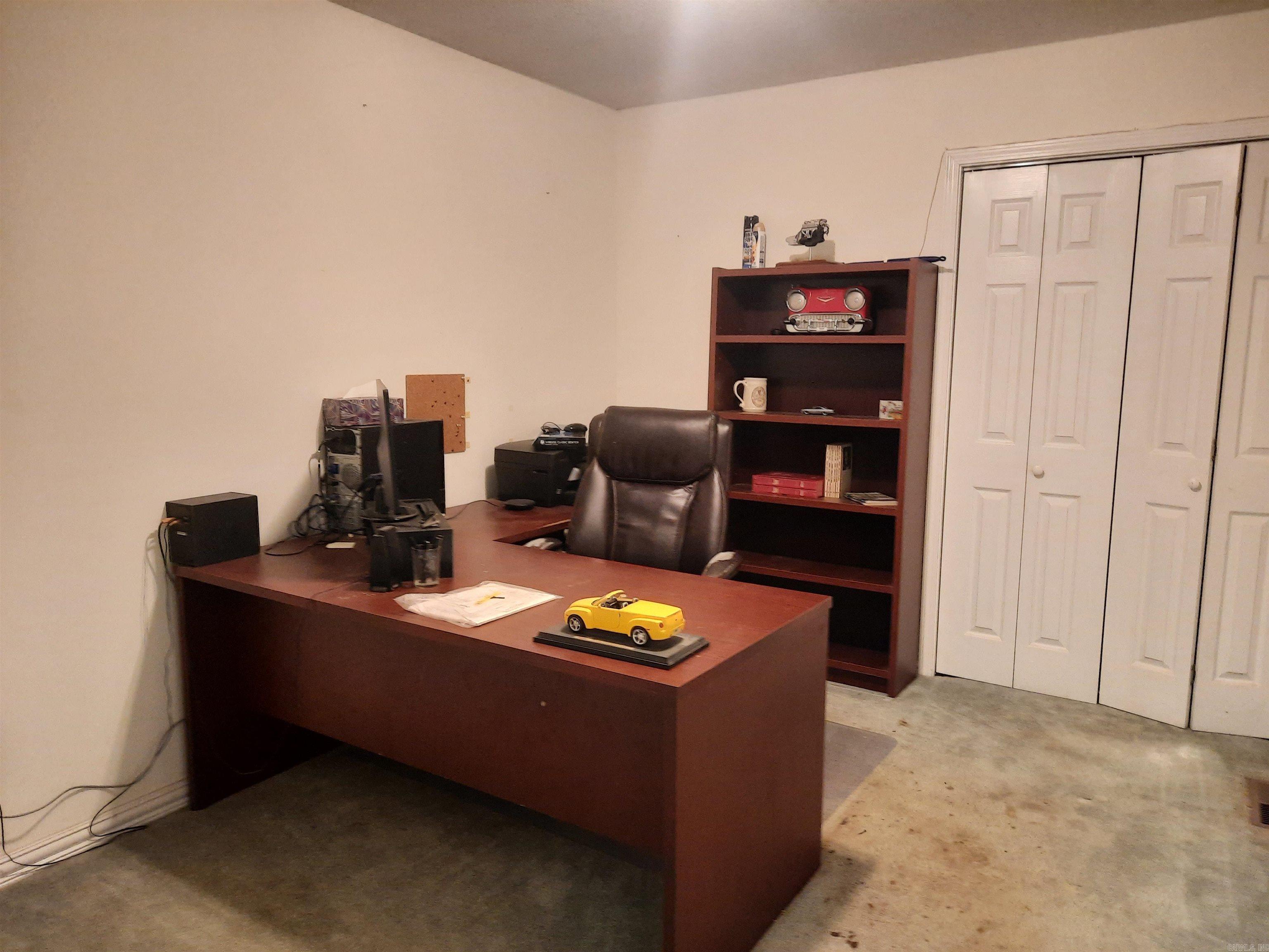 LANCASTER WESTERN - Residential