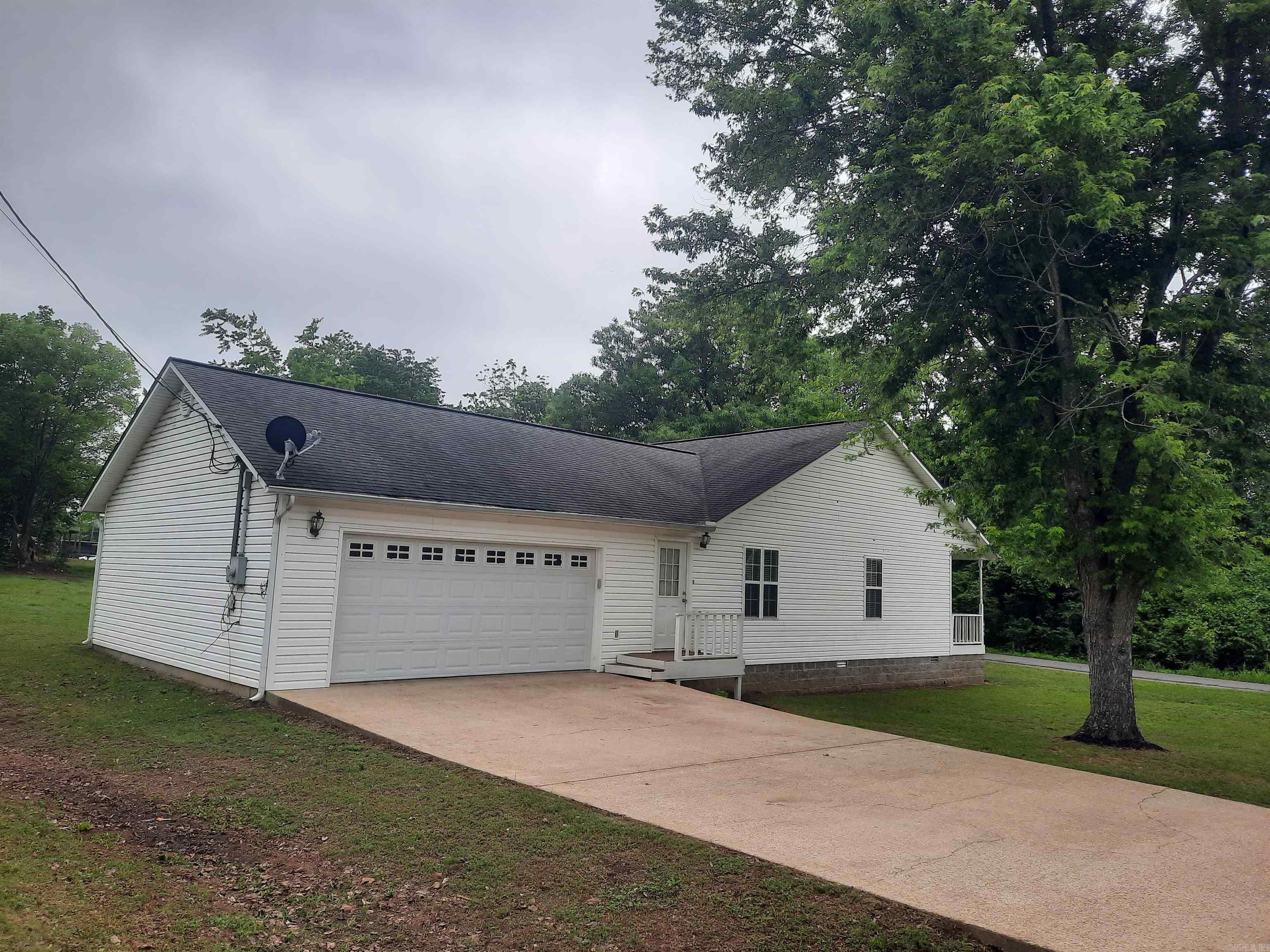 LANCASTER WESTERN - Residential