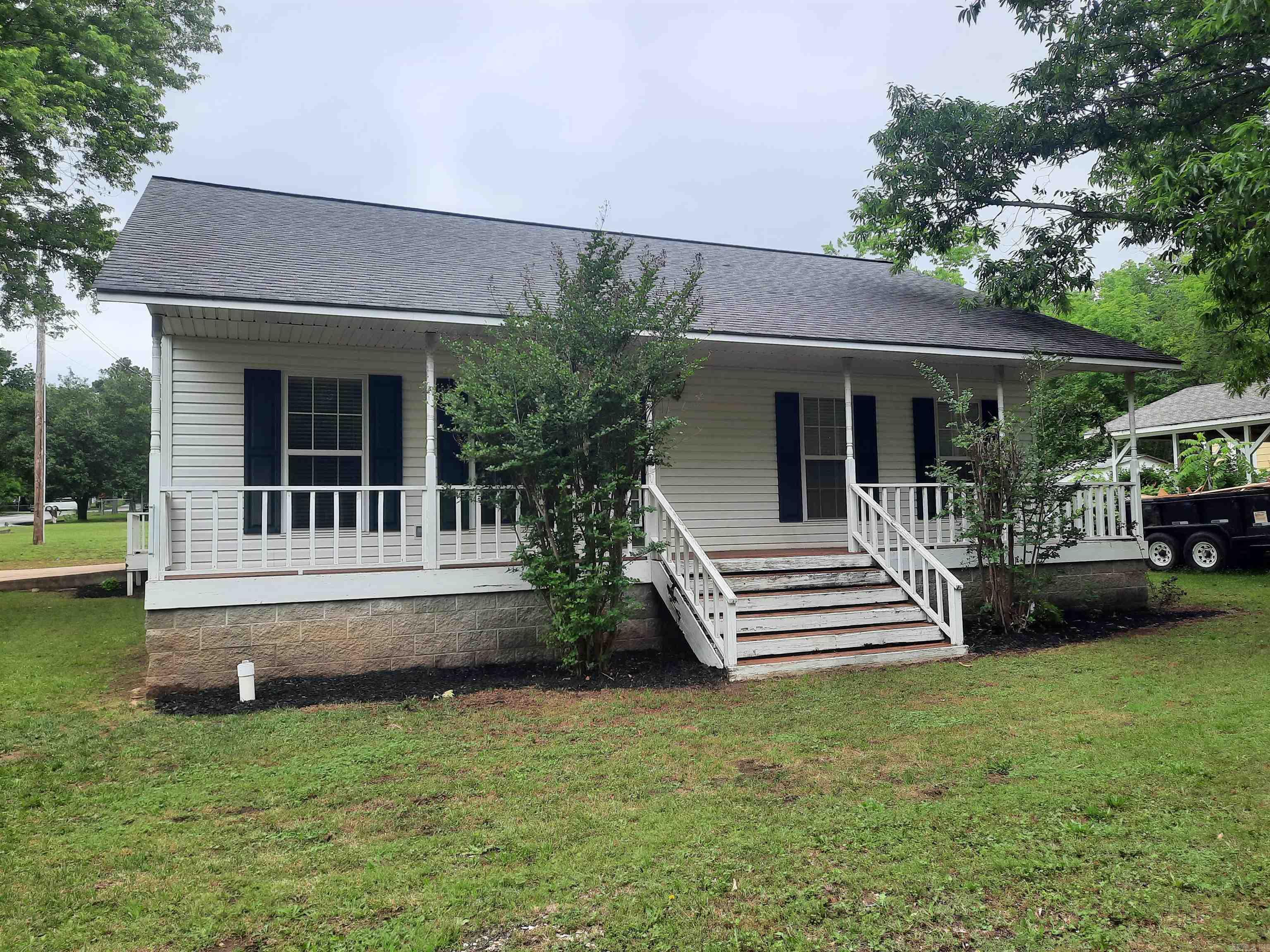 LANCASTER WESTERN - Residential