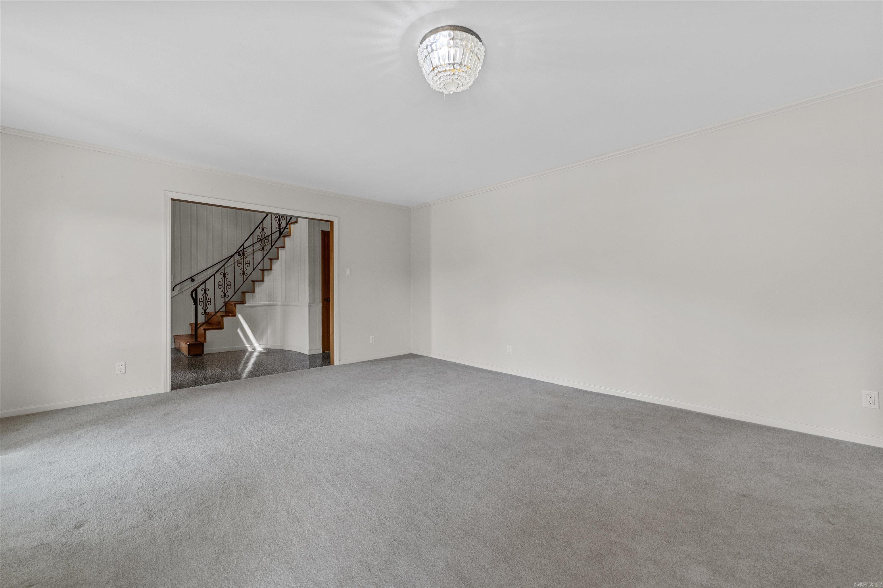 LAKEWOOD NE - Residential