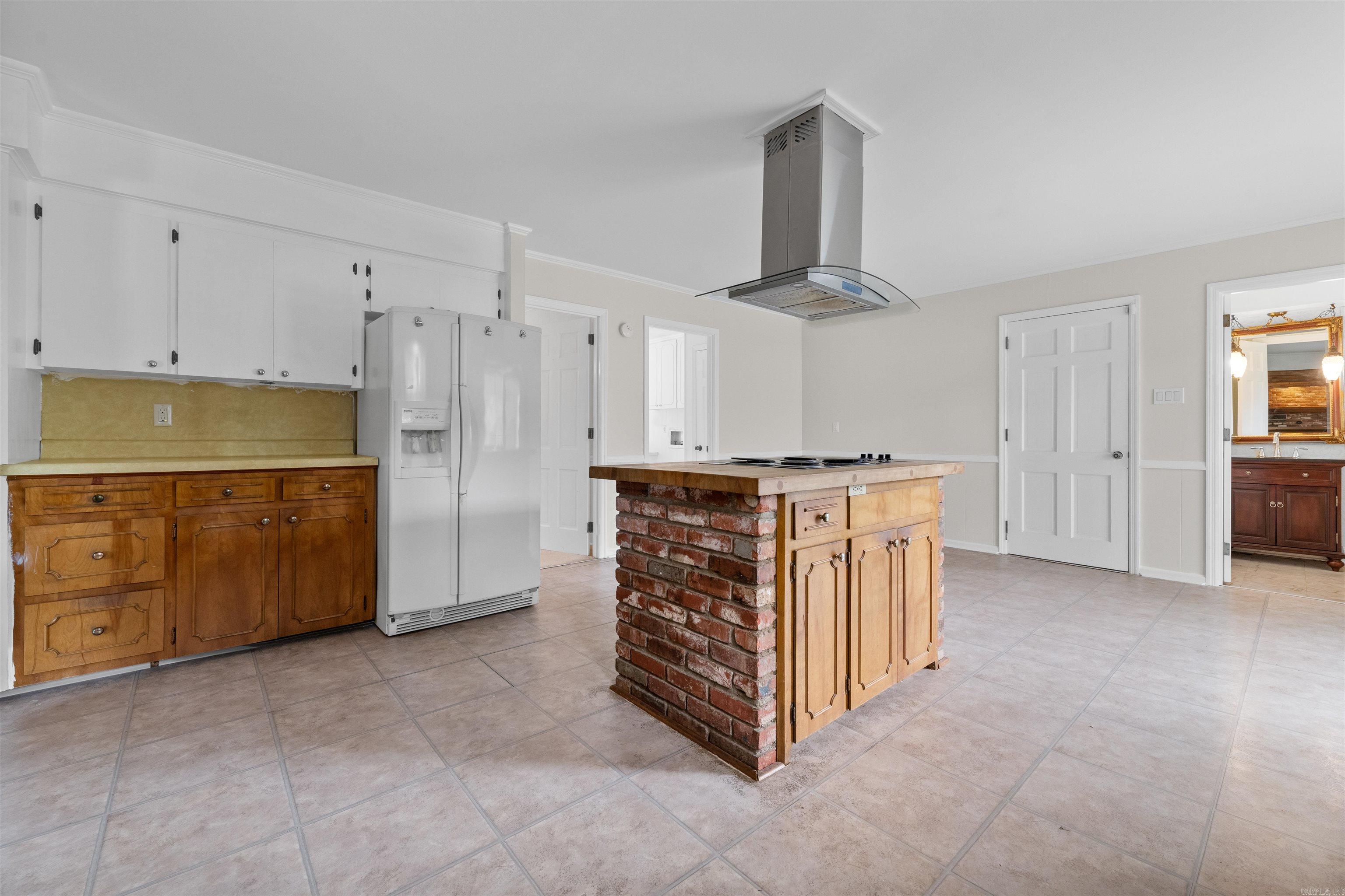 LAKEWOOD NE - Residential