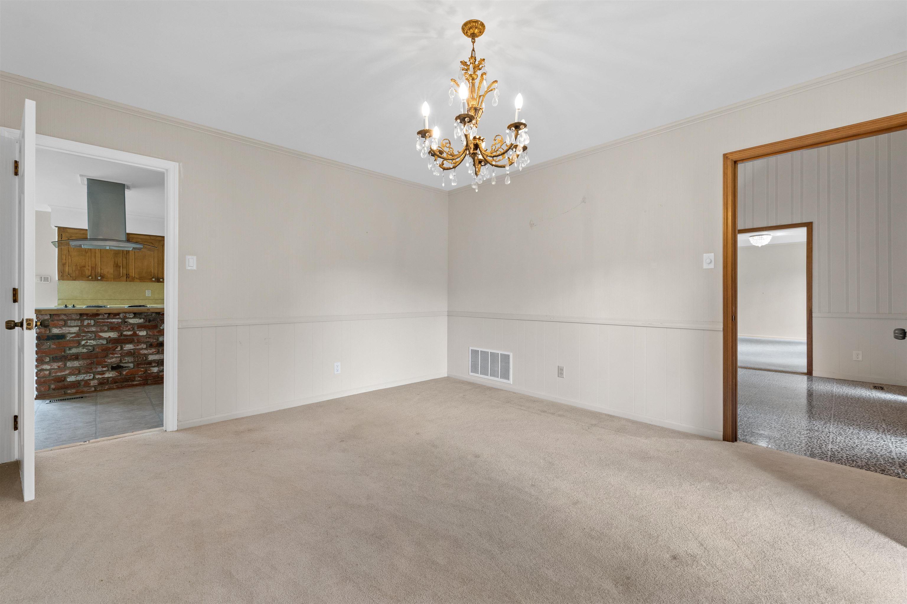 LAKEWOOD NE - Residential