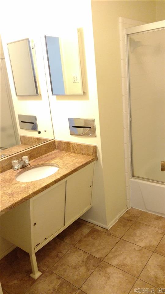 Lincoln Park - Residential Lease