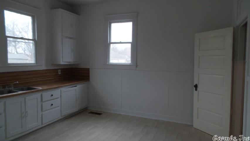 Holts Industrial - Residential Lease