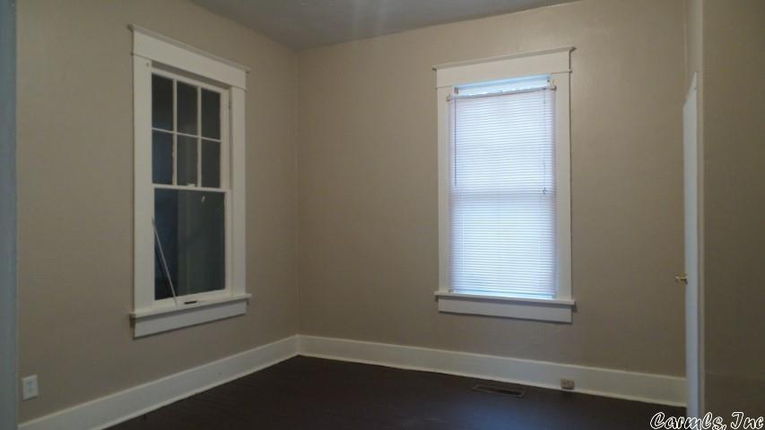 Holts Industrial - Residential Lease