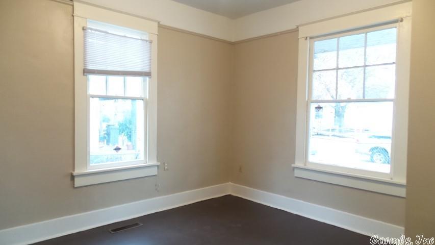 Holts Industrial - Residential Lease