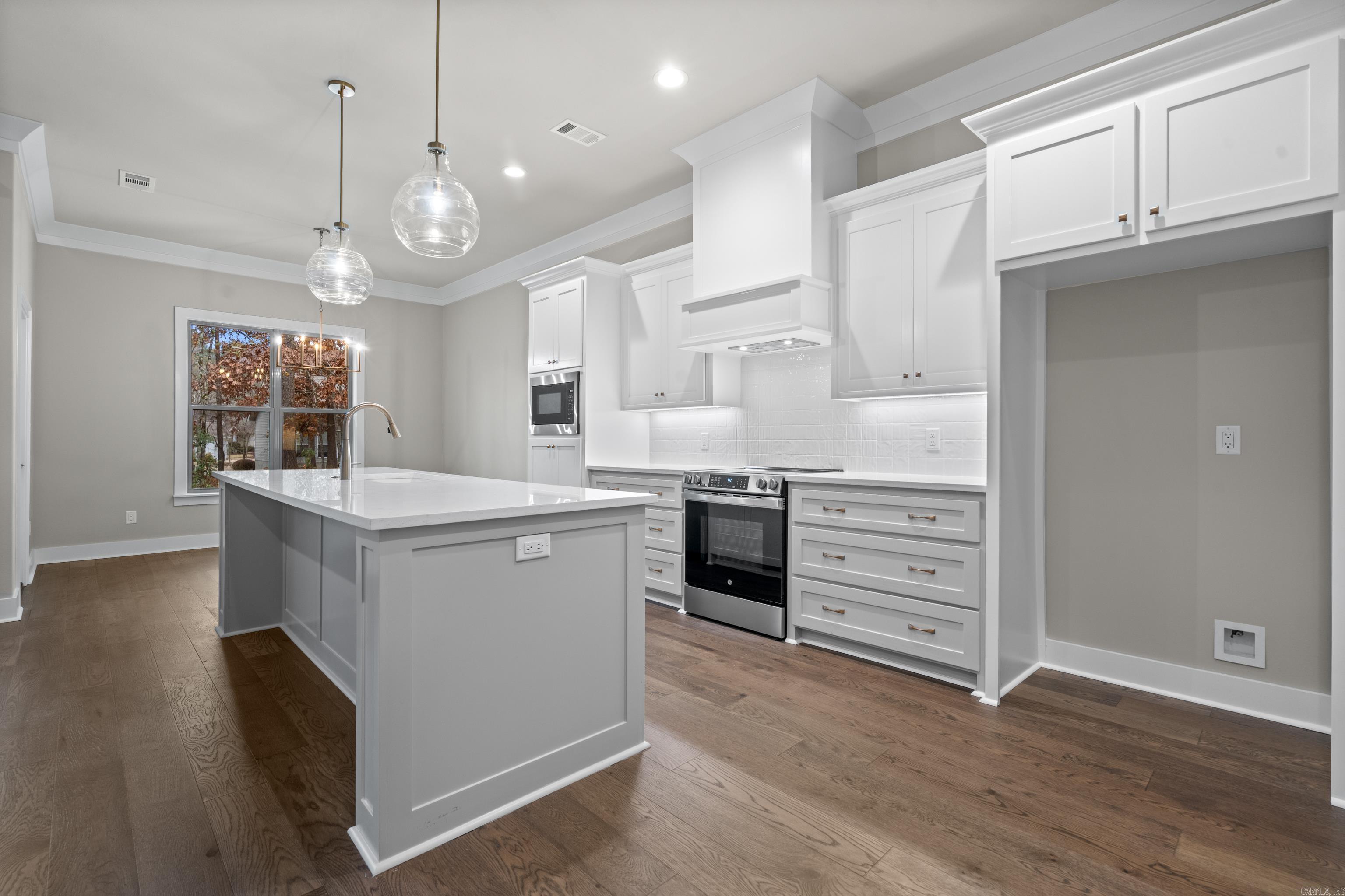 Maderas Gardens Villas - Residential