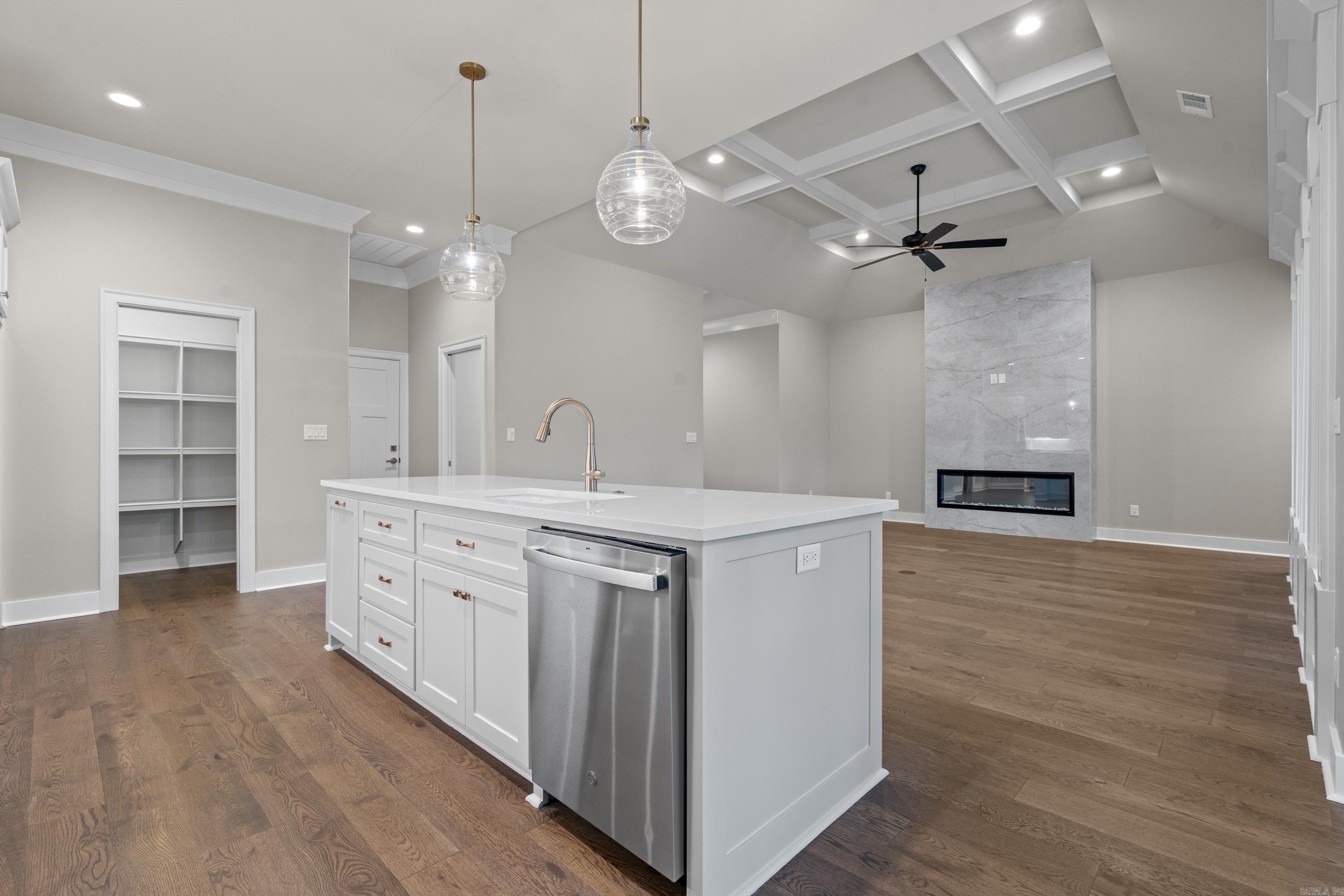 Maderas Gardens Villas - Residential