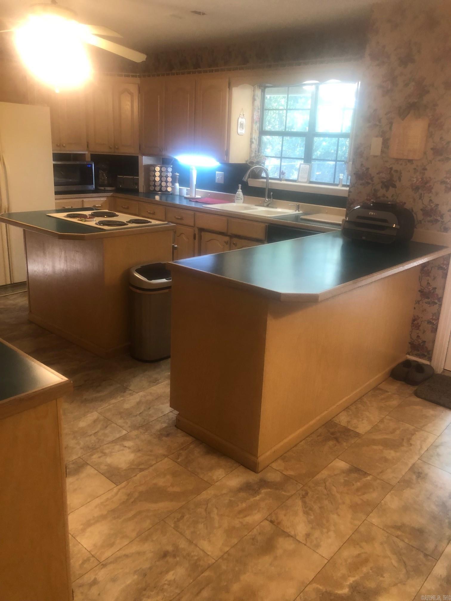 KENNETH SITES - Residential