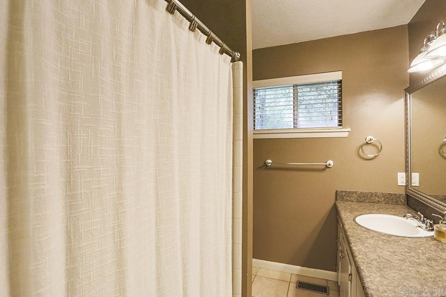 LINDENWOOD - Residential