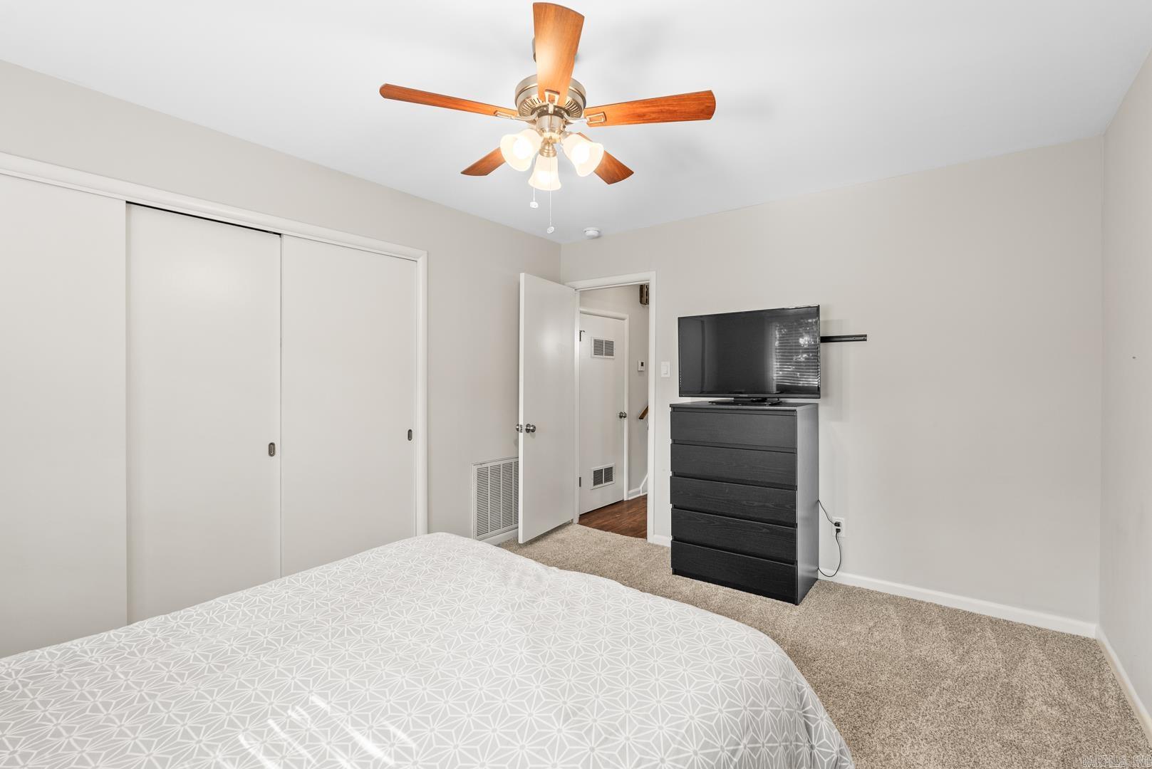 SHANNON HILLS EAST - Residential