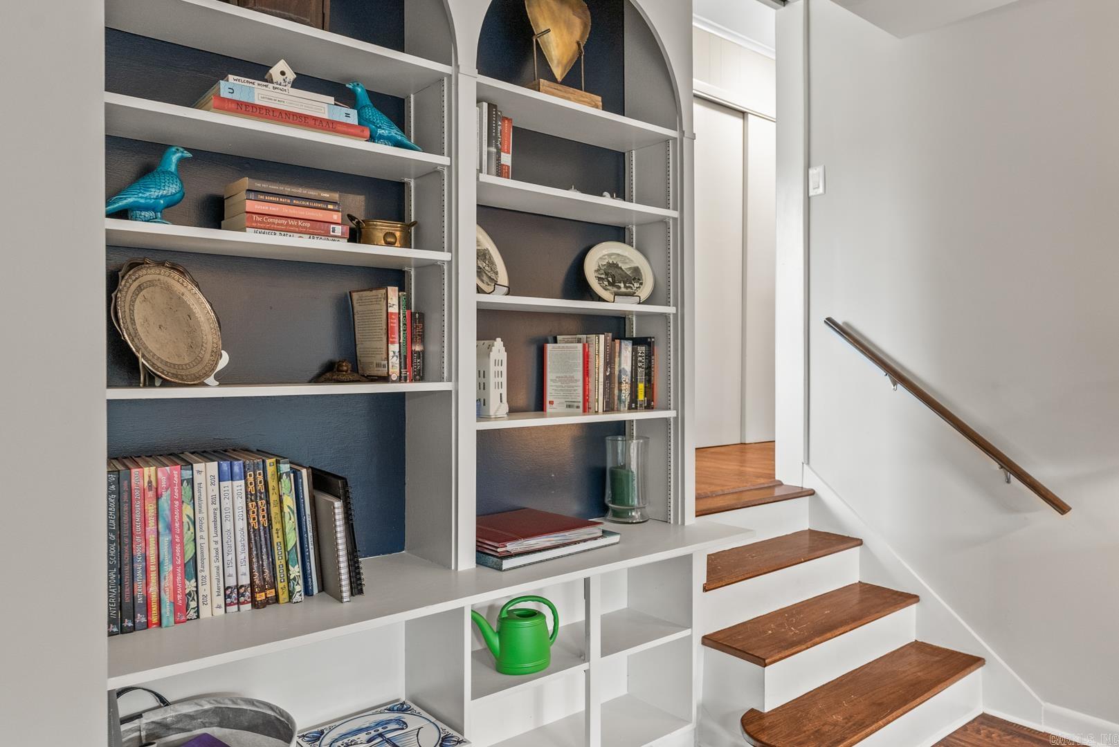 SHANNON HILLS EAST - Residential