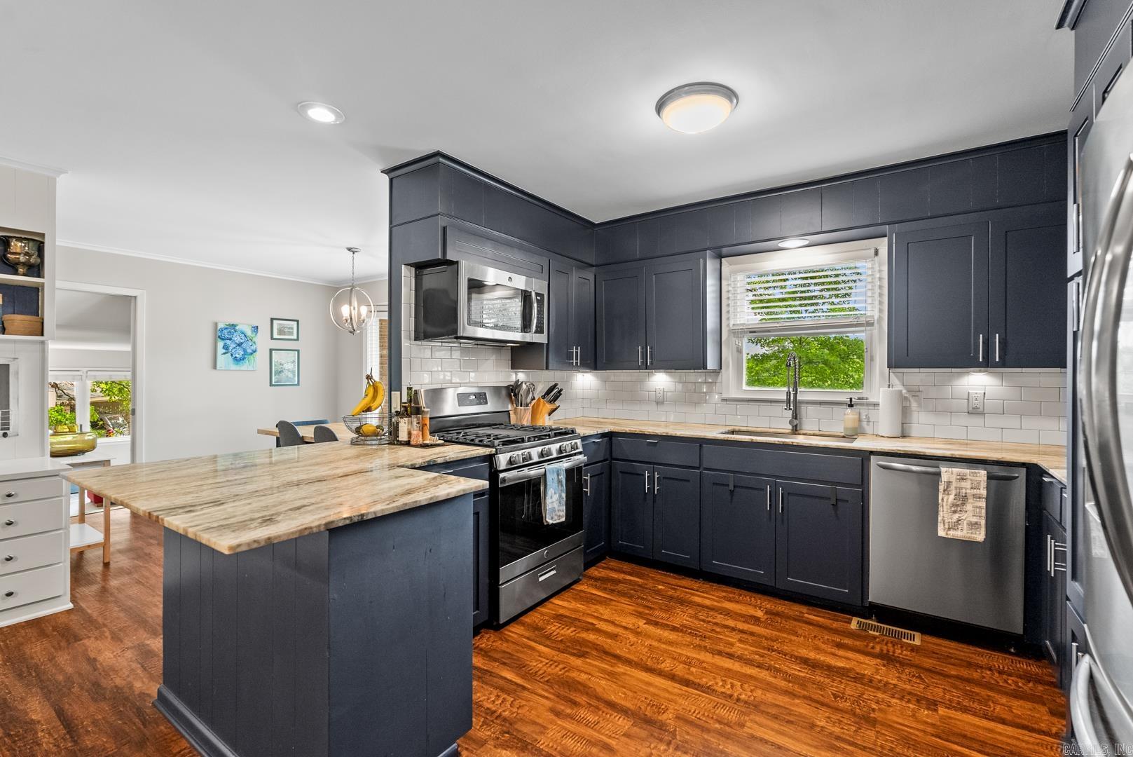 SHANNON HILLS EAST - Residential