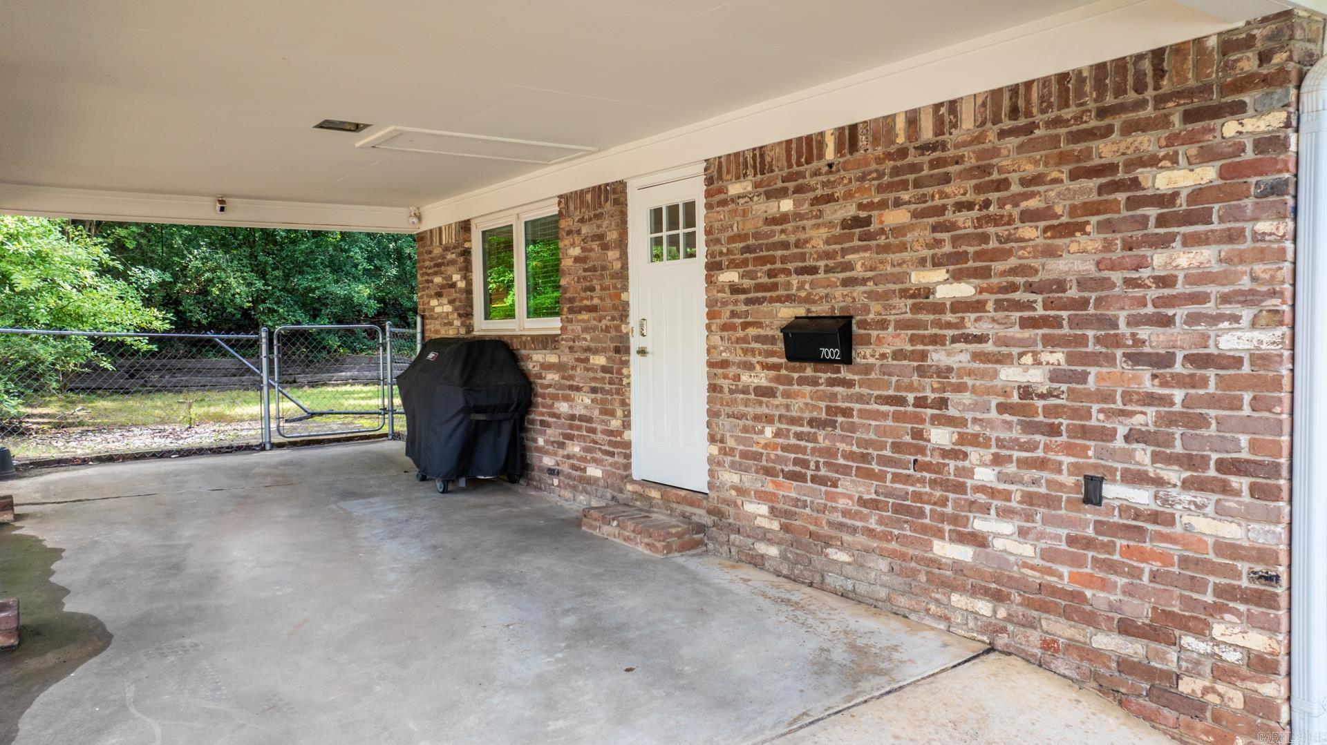 SHANNON HILLS EAST - Residential