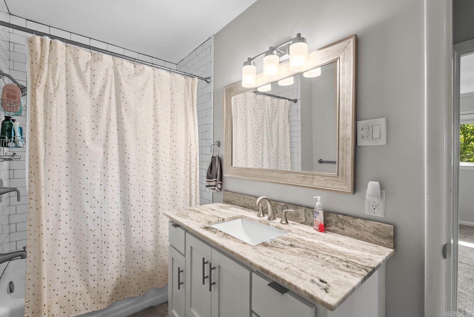 SHANNON HILLS EAST - Residential