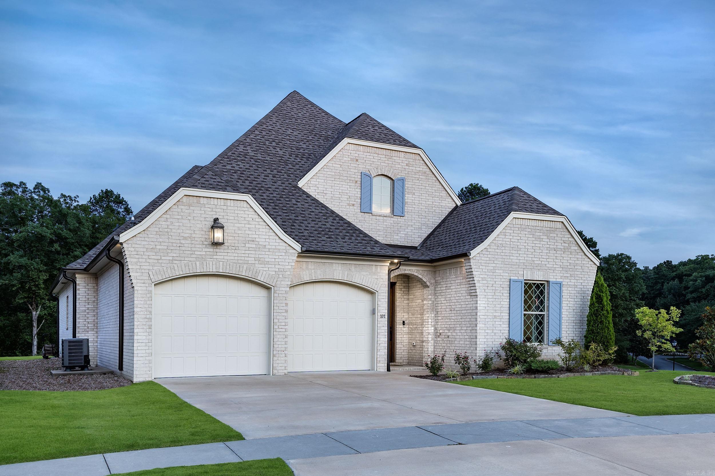 FLETCHER VALLEY "FLETCHER RIDGE" - Residential