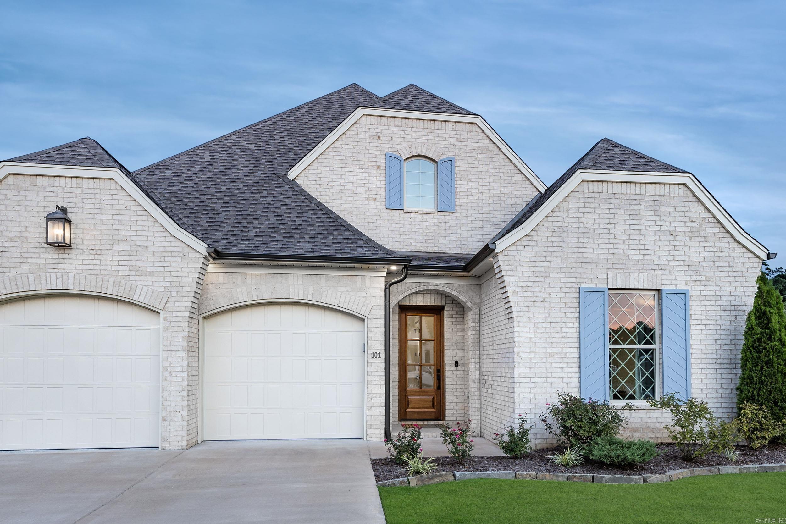 FLETCHER VALLEY "FLETCHER RIDGE" - Residential