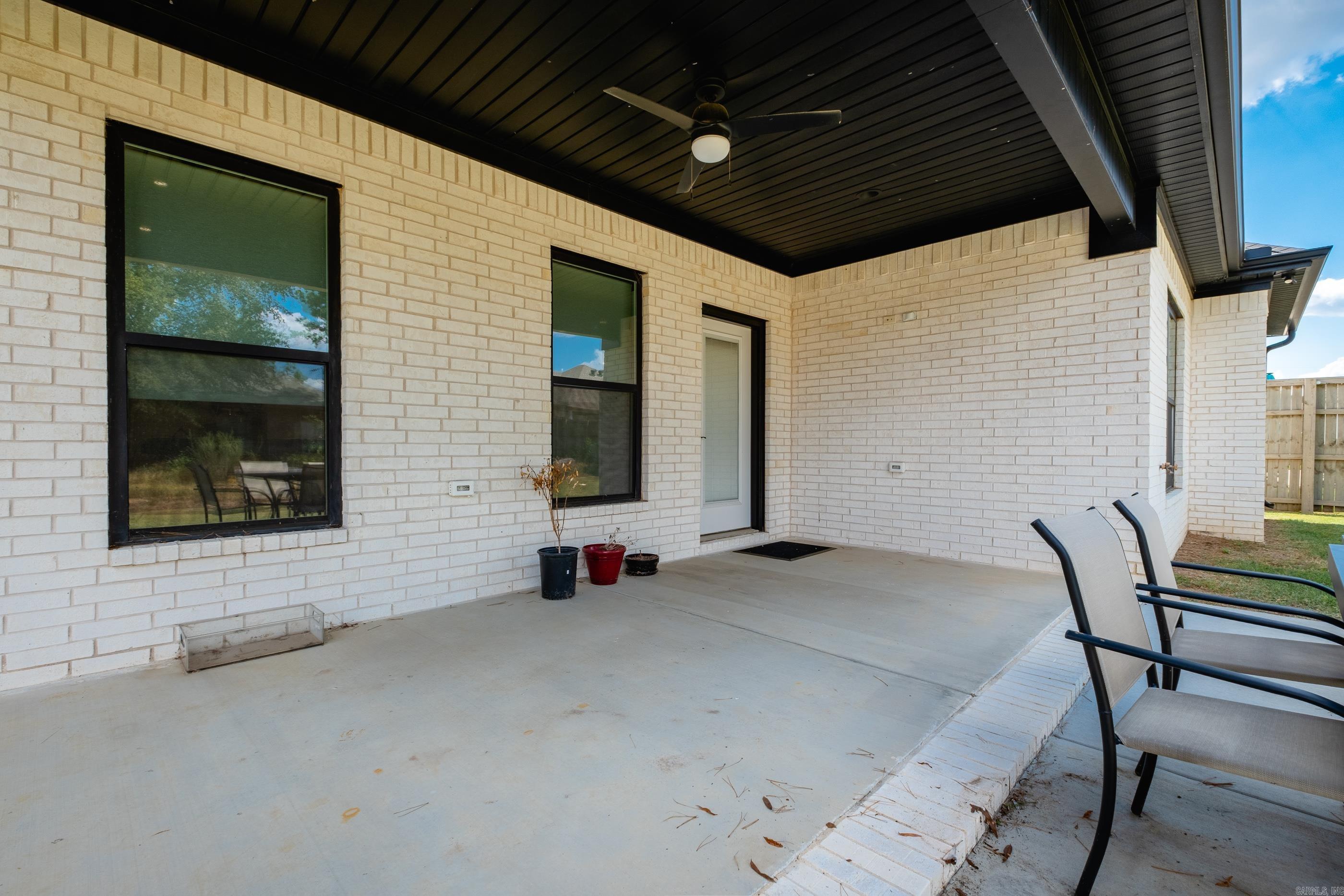 IVY PLACE - Residential