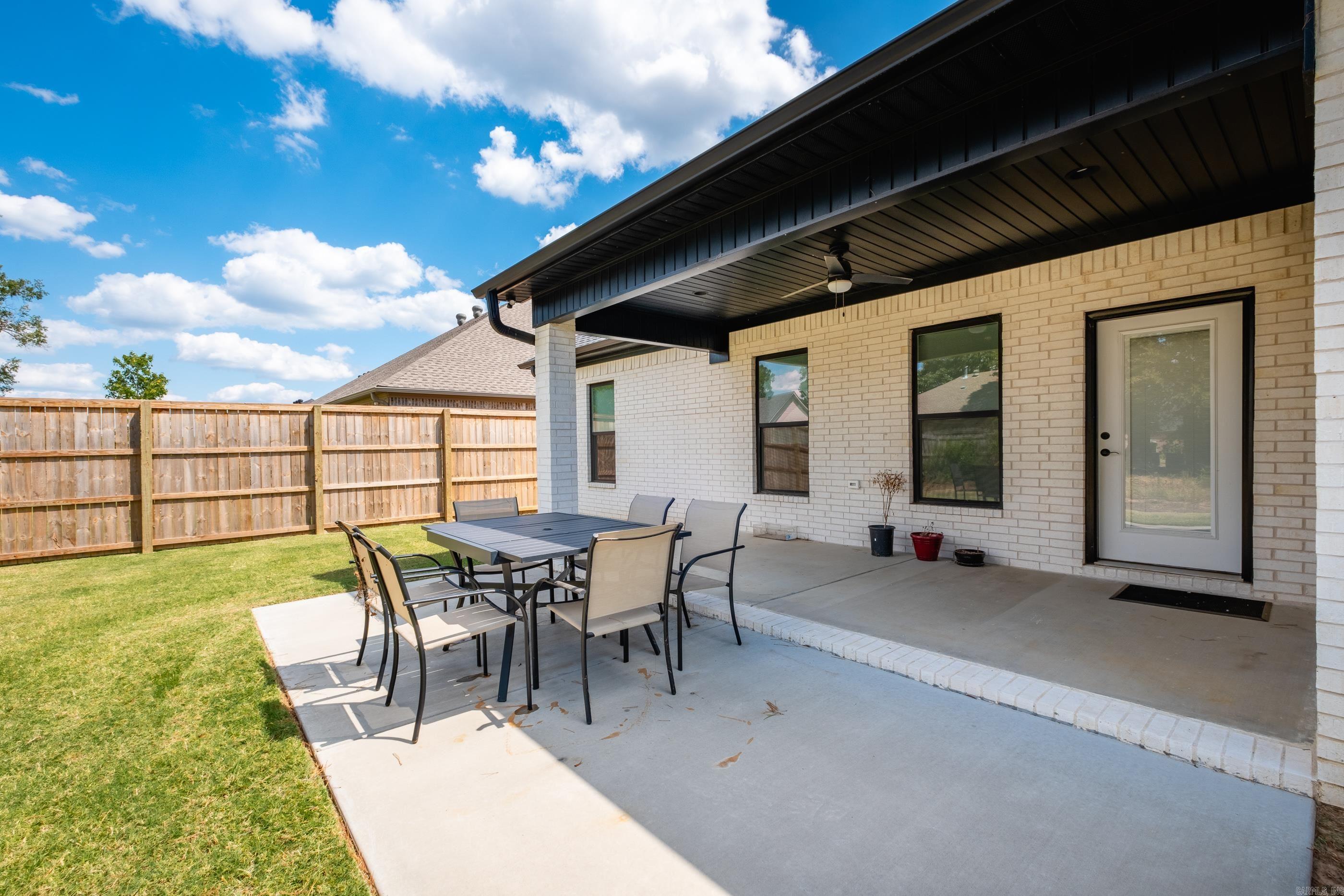 IVY PLACE - Residential