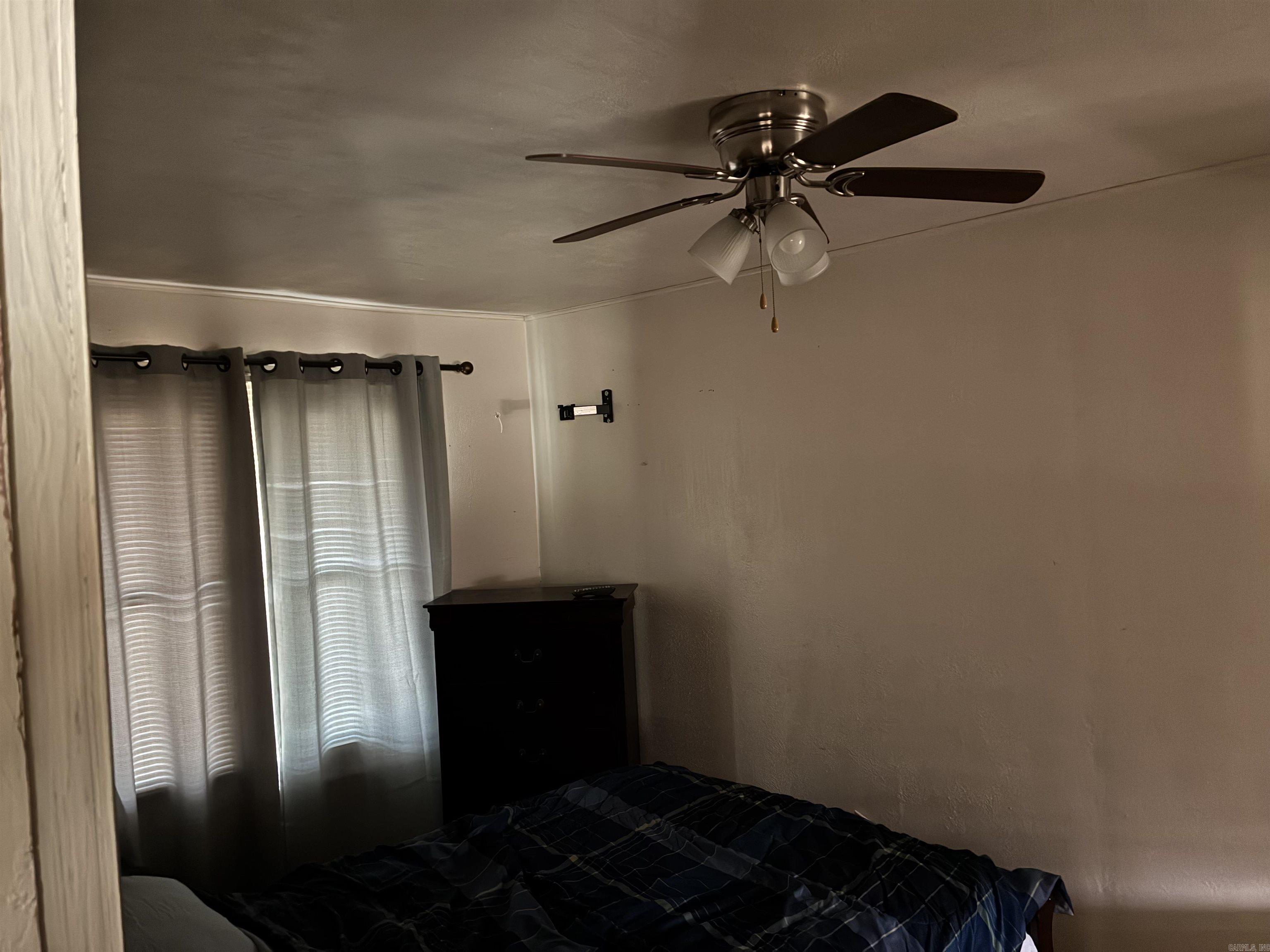 AUSTIN & TAYLOR TRIPLET RES - Residential