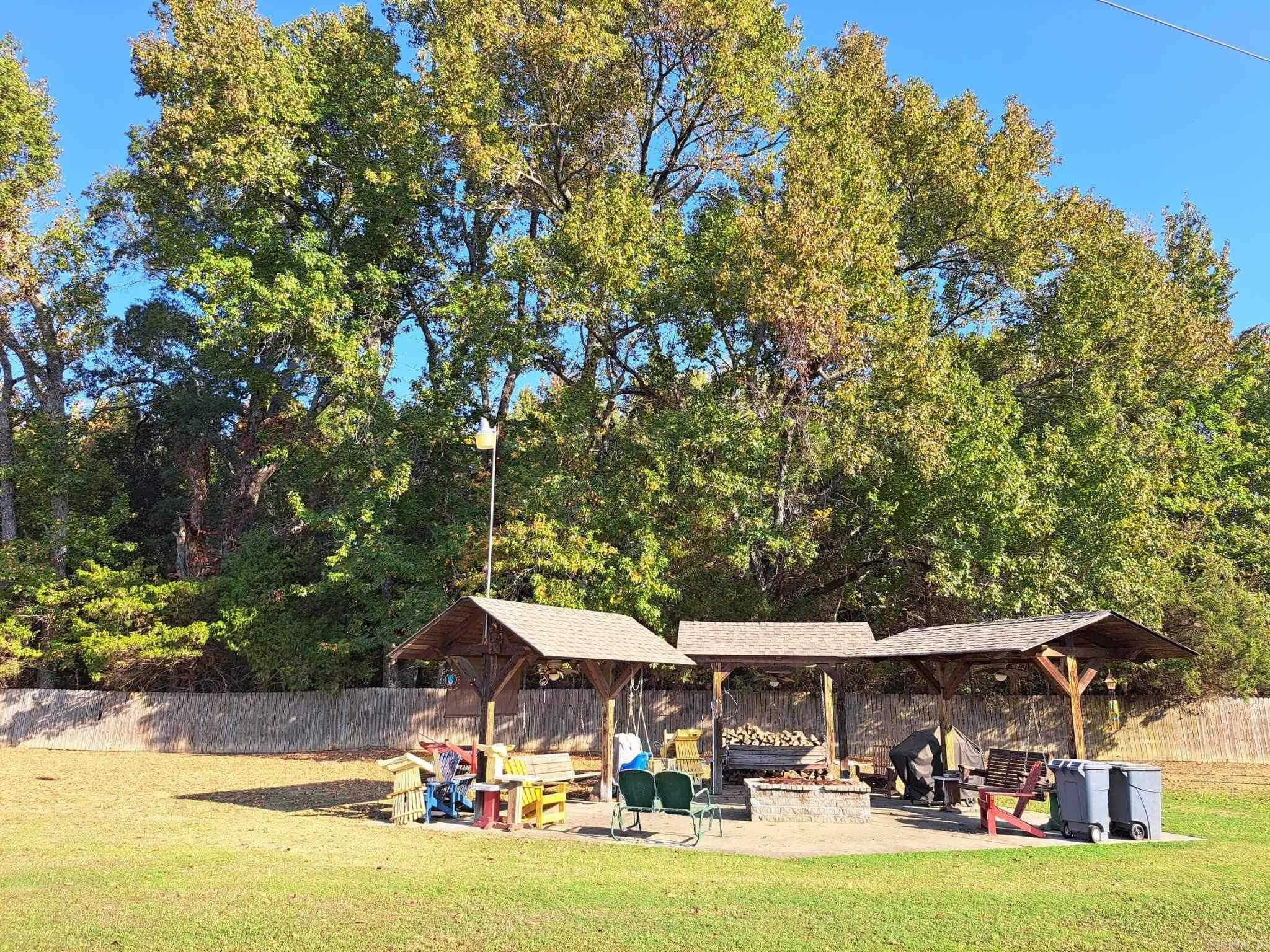 HILL COUNTRY EST - Residential